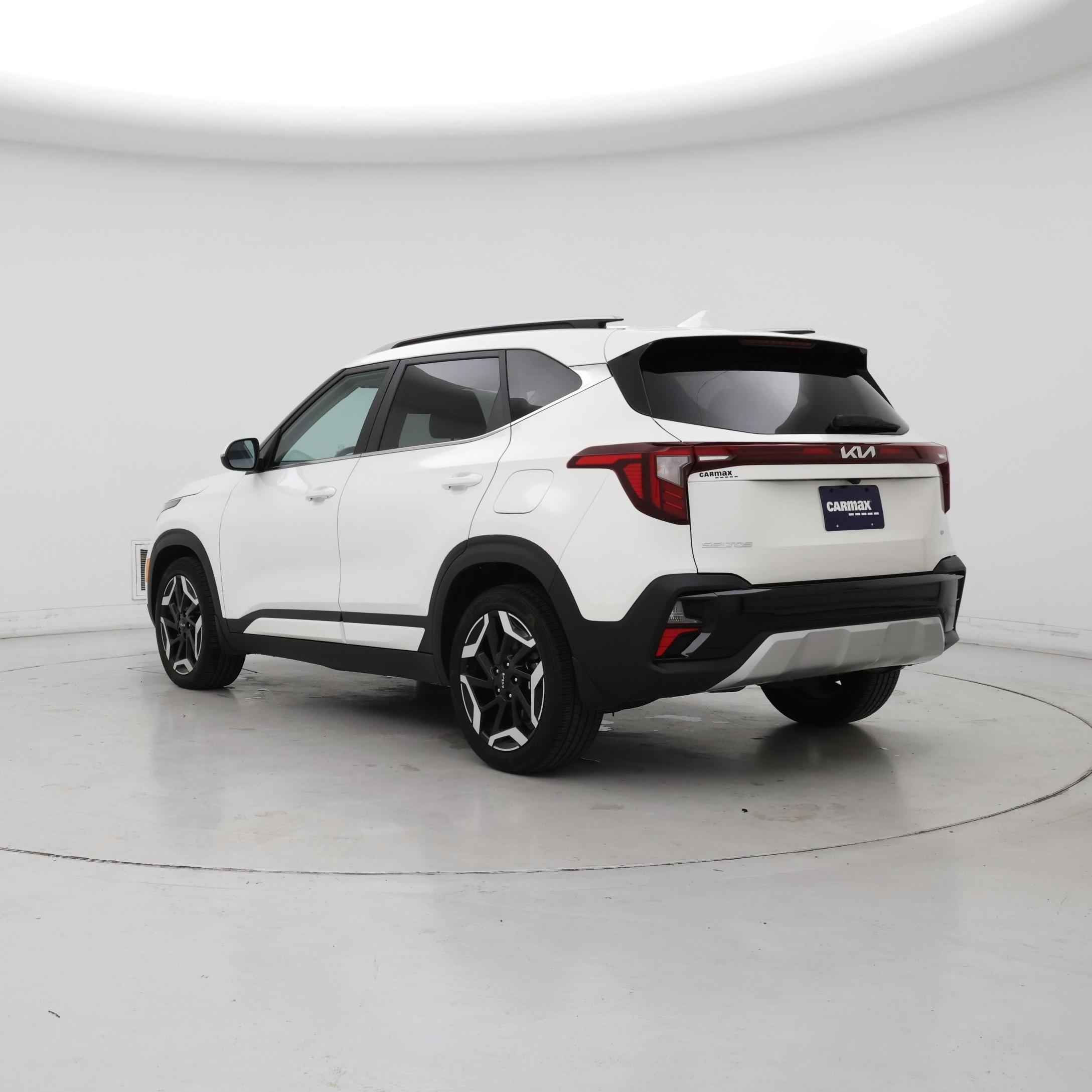 Thumbnail: 2024 Kia Seltos - 2