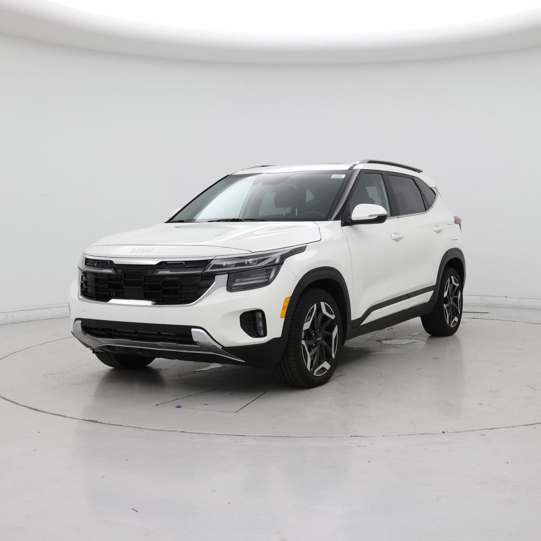 Thumbnail: 2024 Kia Seltos - 4