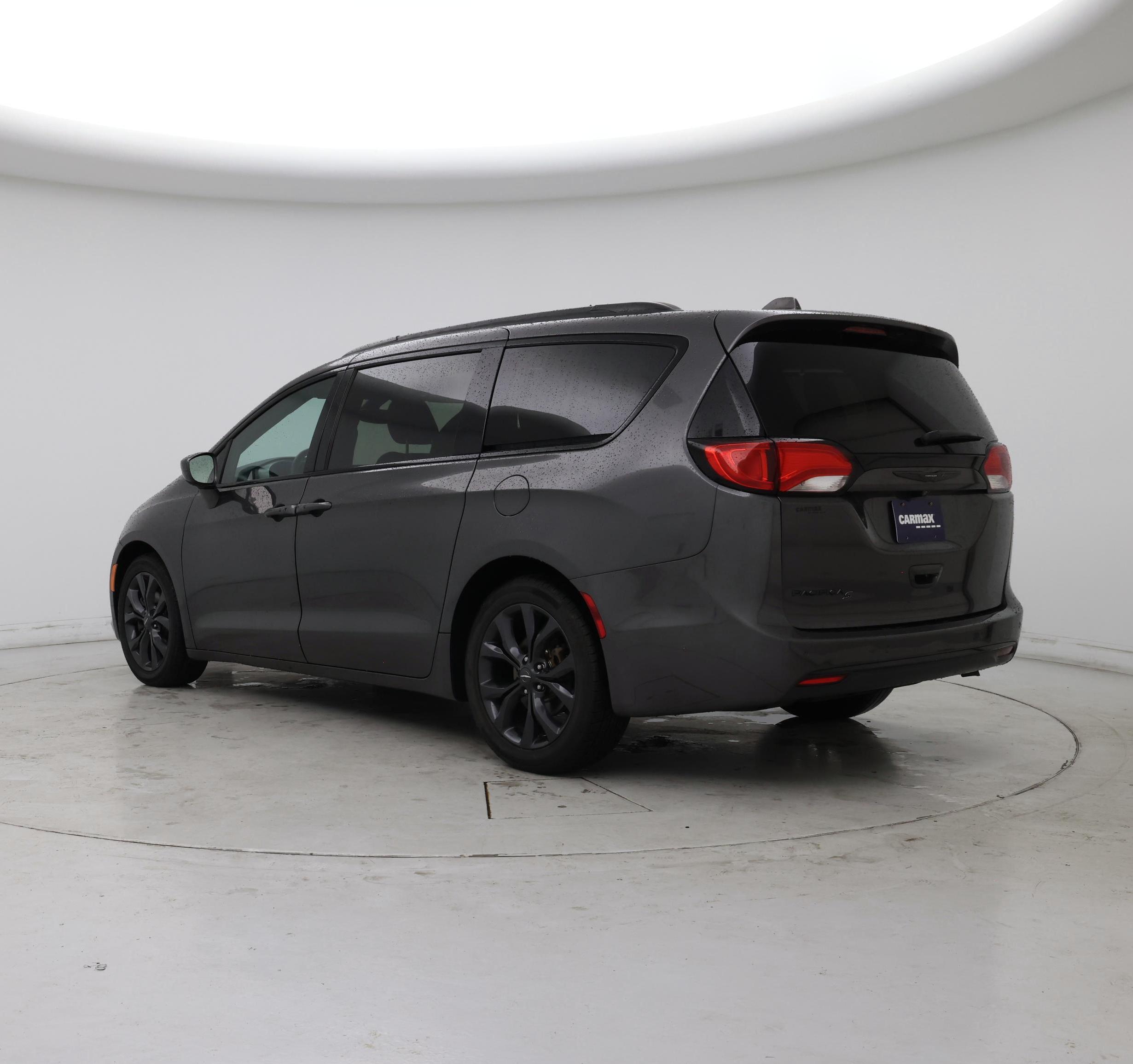 Thumbnail: 2019 Chrysler Pacifica - 2
