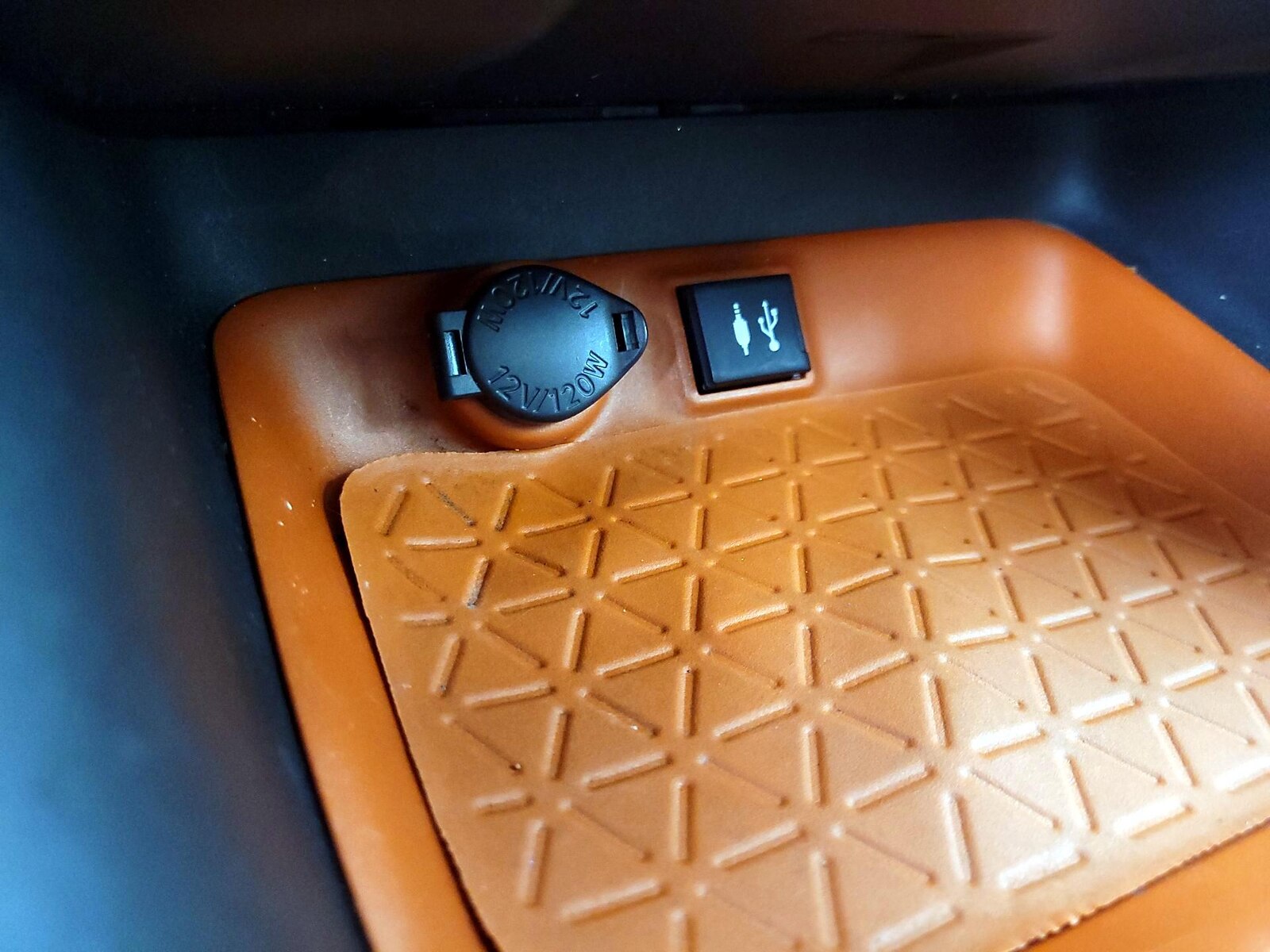 2019 Toyota RAV4 Adventure - Photo 19