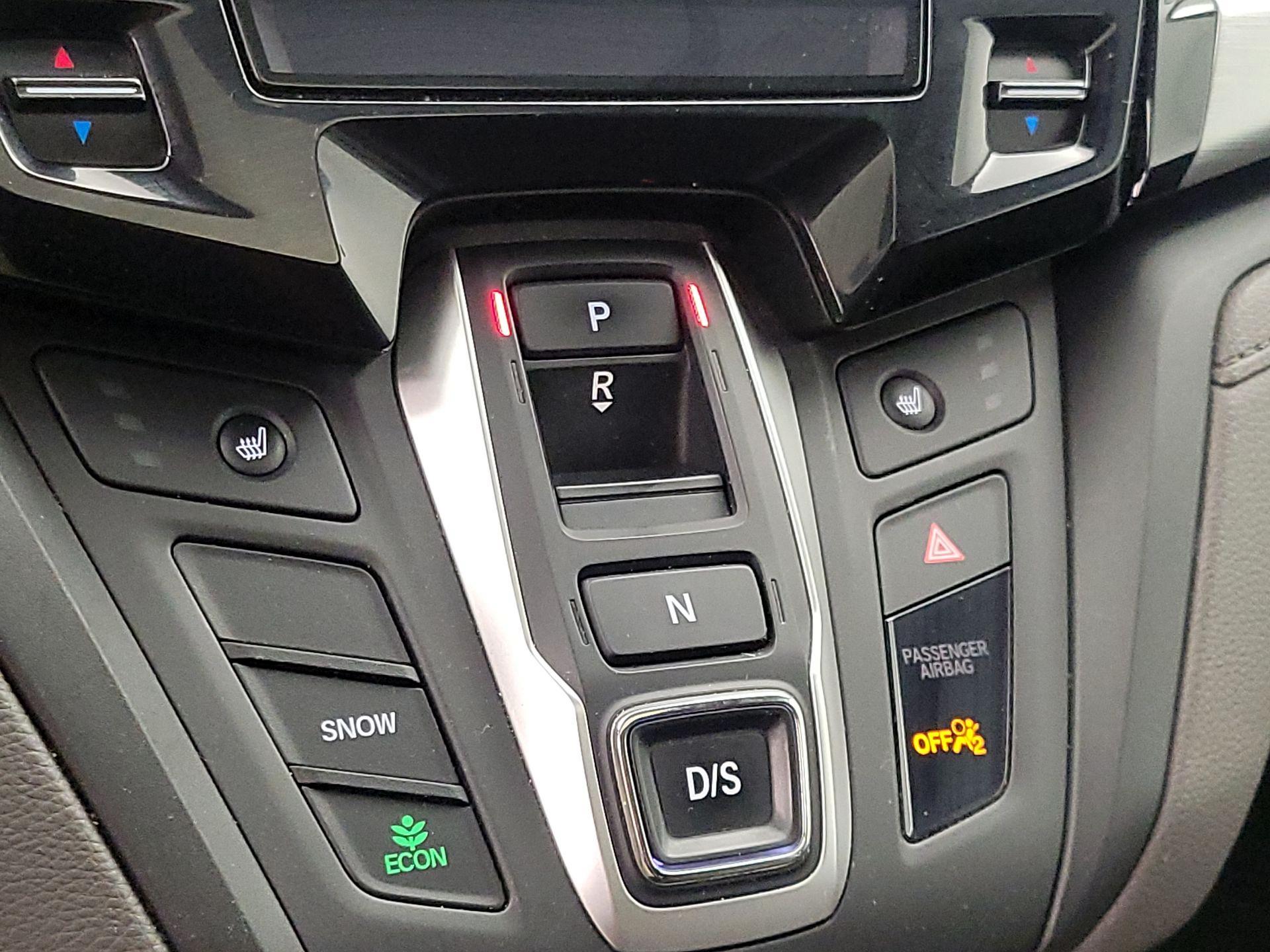 Thumbnail: 2019 Honda Odyssey - 17