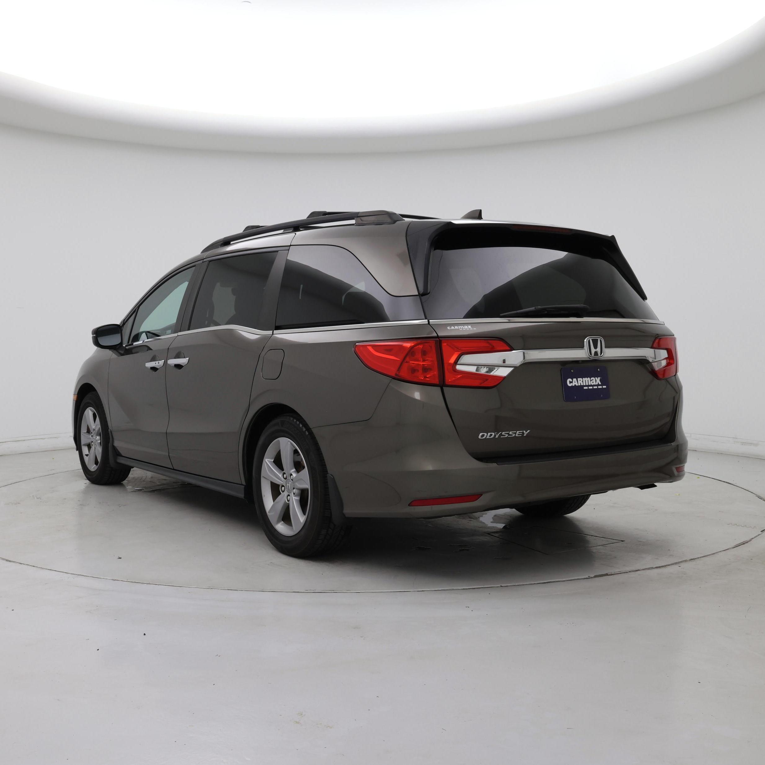 Thumbnail: 2019 Honda Odyssey - 2