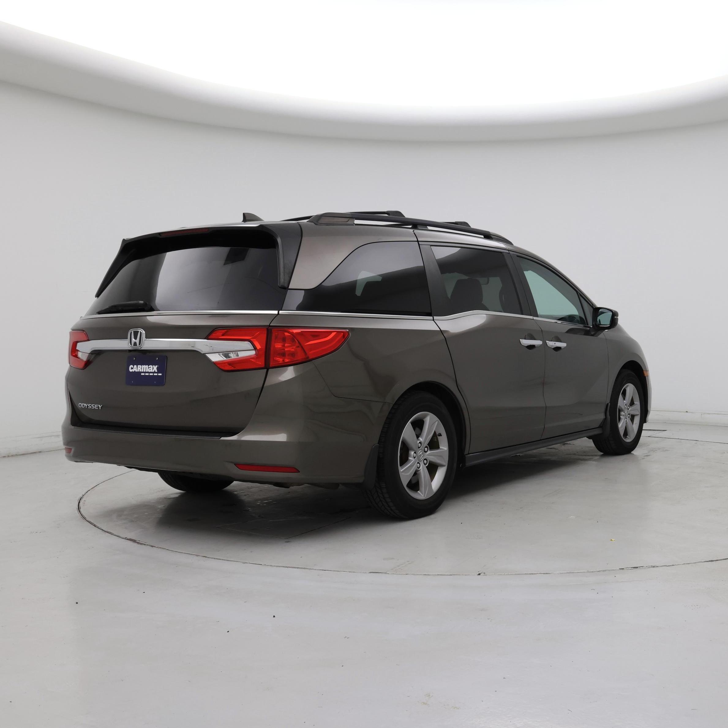 Thumbnail: 2019 Honda Odyssey - 8