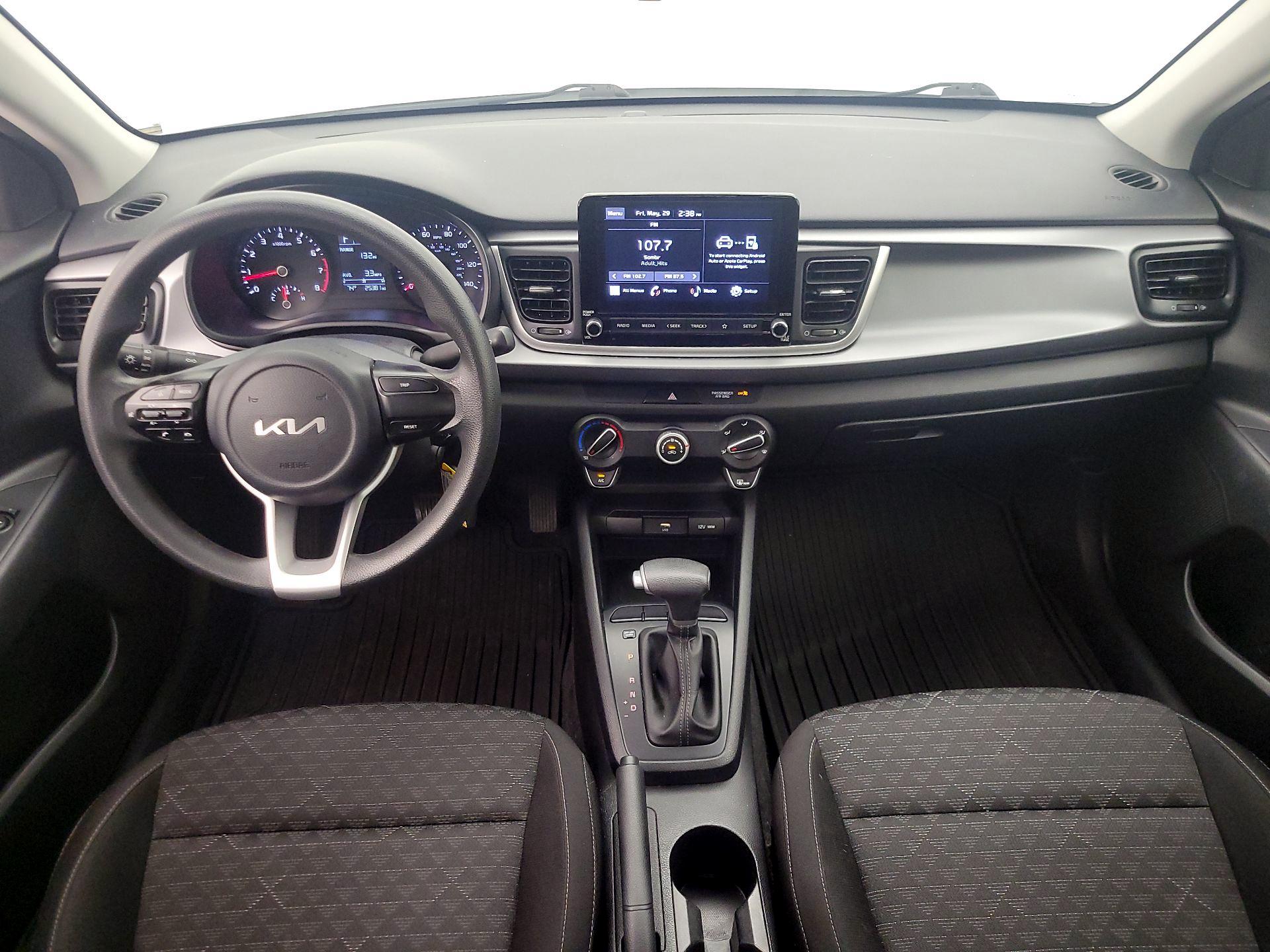 Thumbnail: 2022 Kia Rio - 9