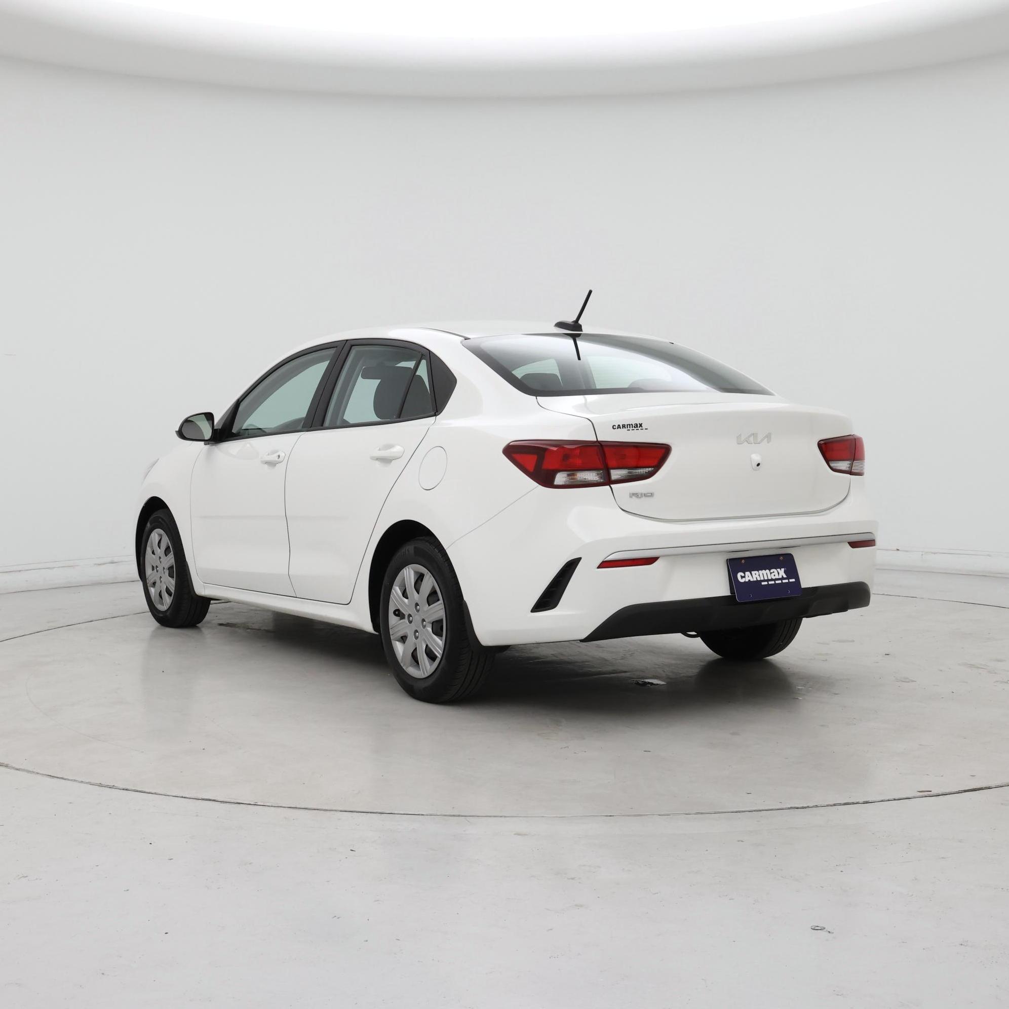 Thumbnail: 2022 Kia Rio - 2