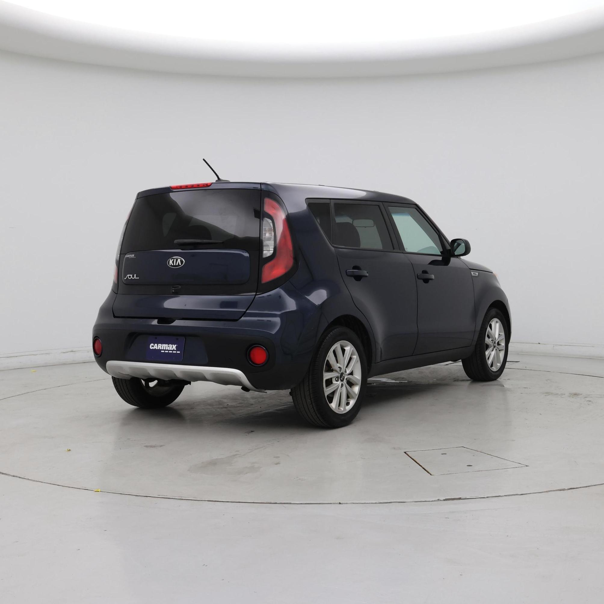Thumbnail: 2017 Kia Soul - 8
