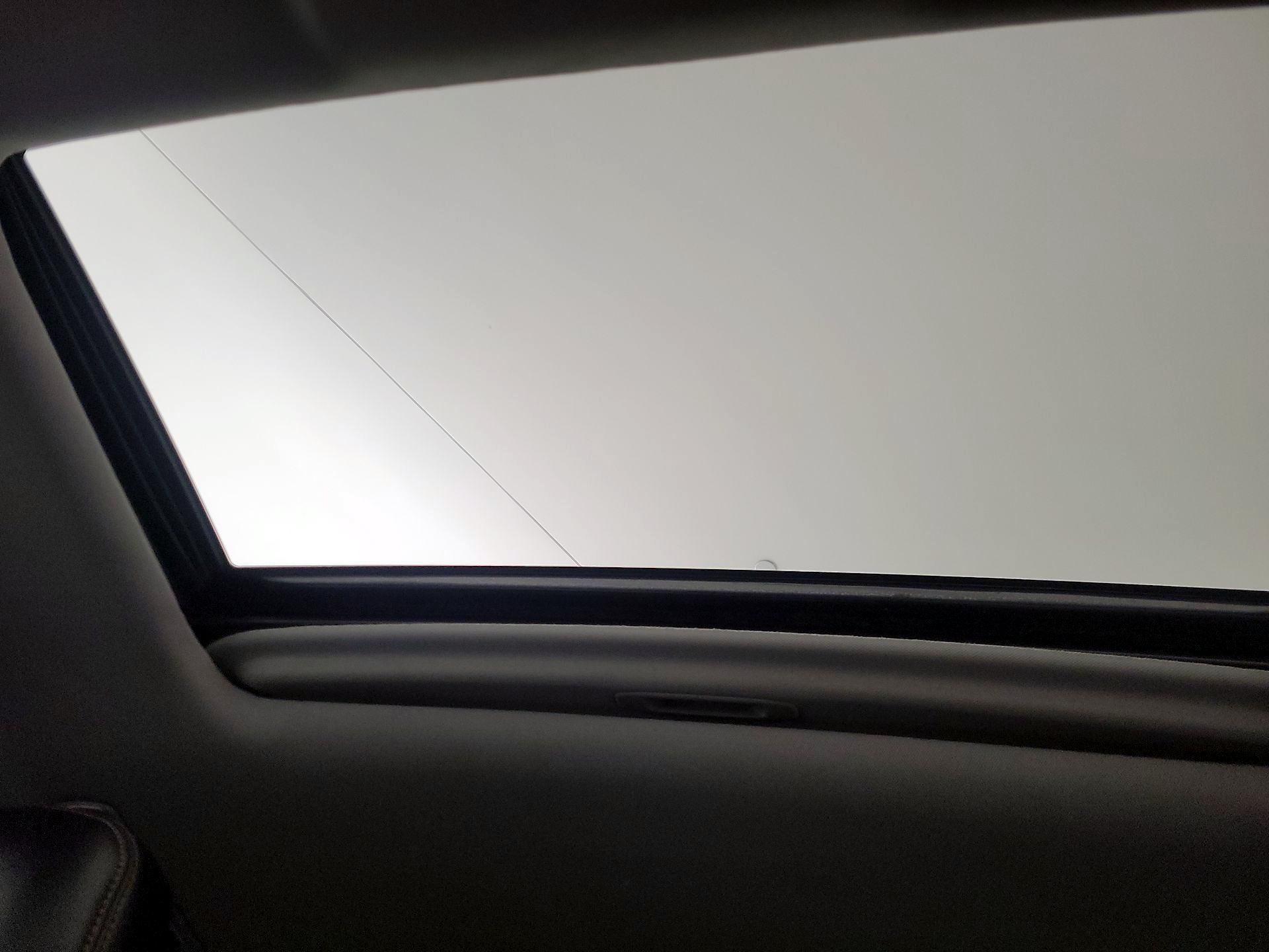 Thumbnail: 2019 Toyota Highlander - 20