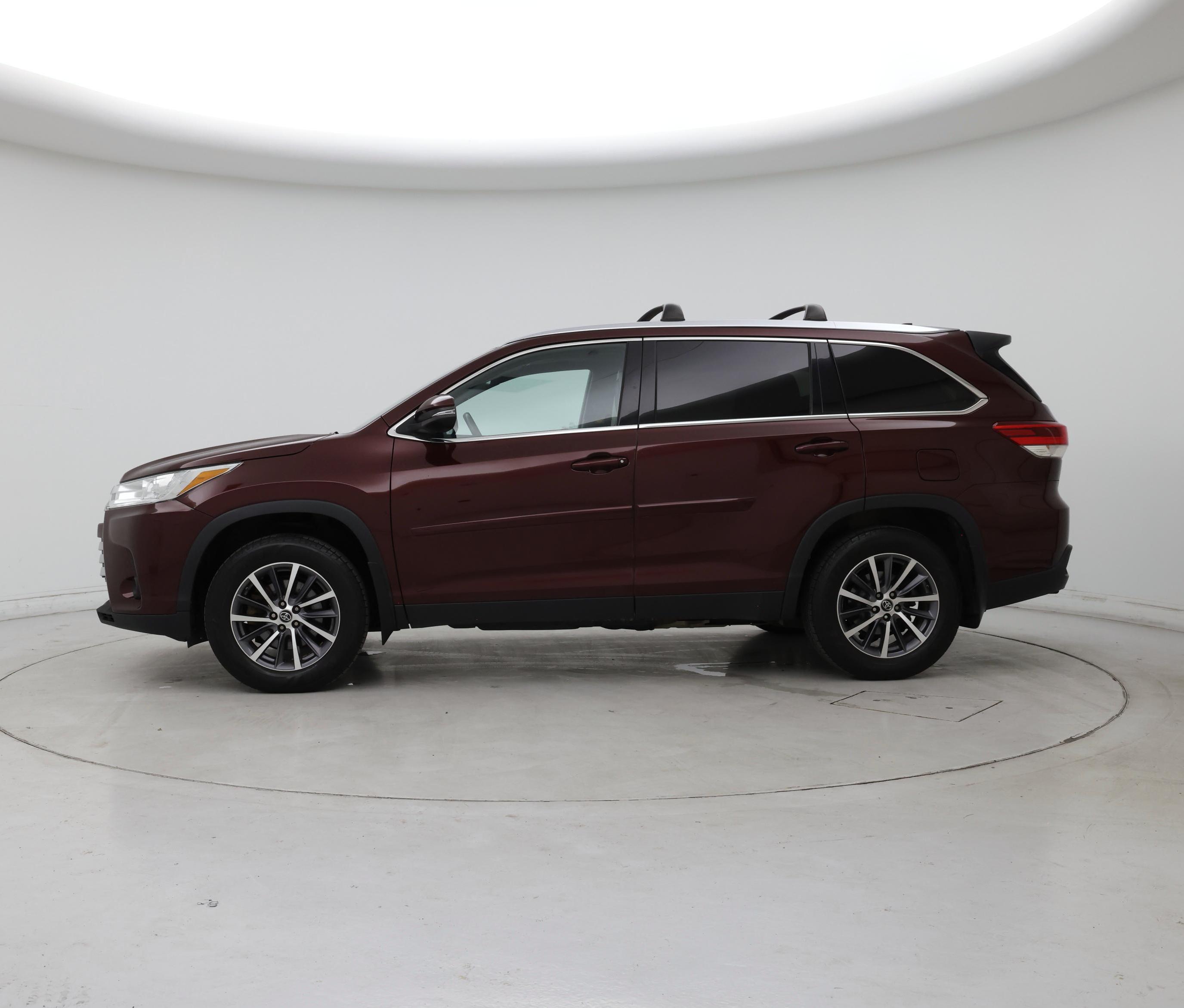 Thumbnail: 2019 Toyota Highlander - 3