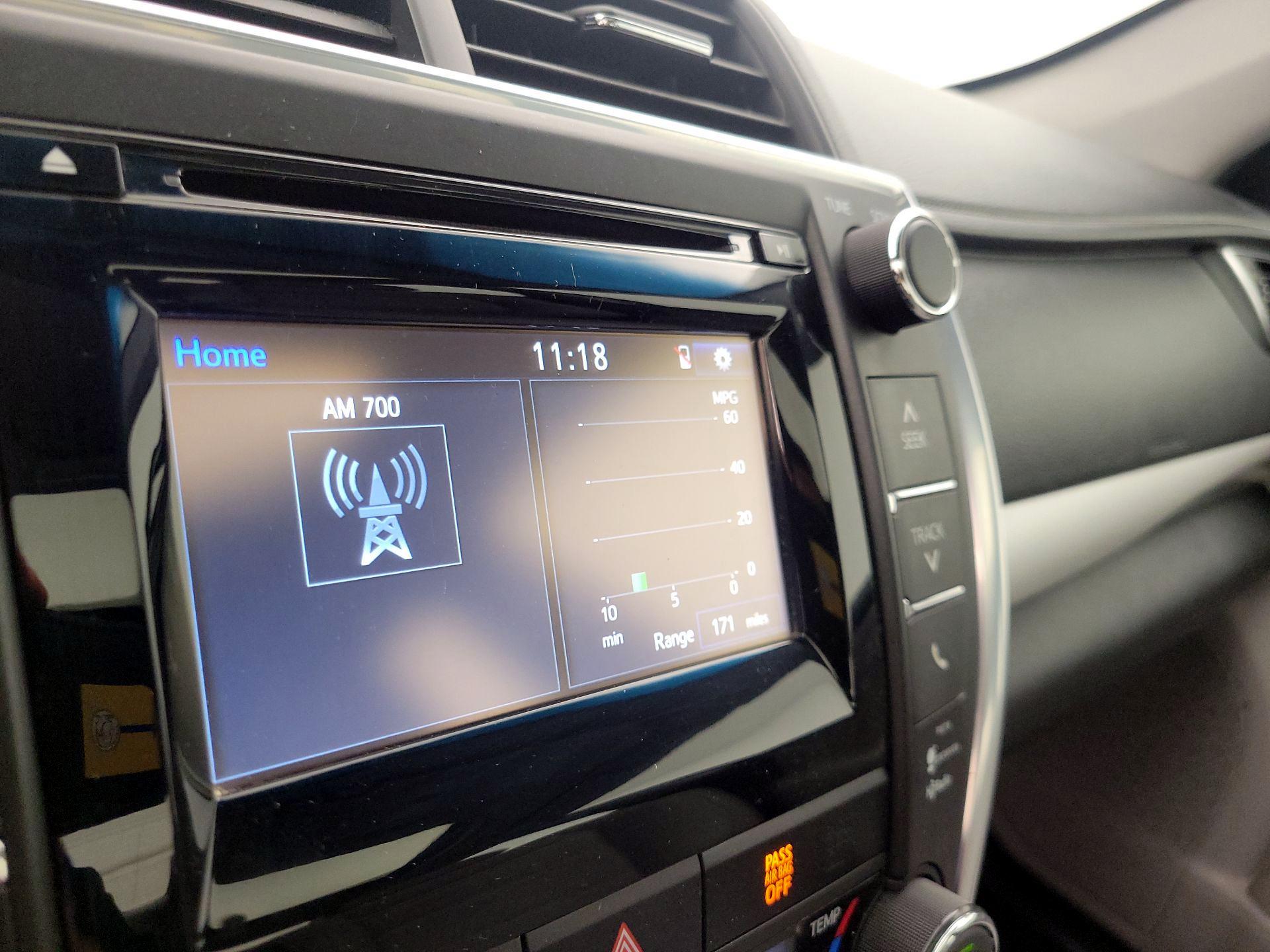 Thumbnail: 2015 Toyota Camry - 15