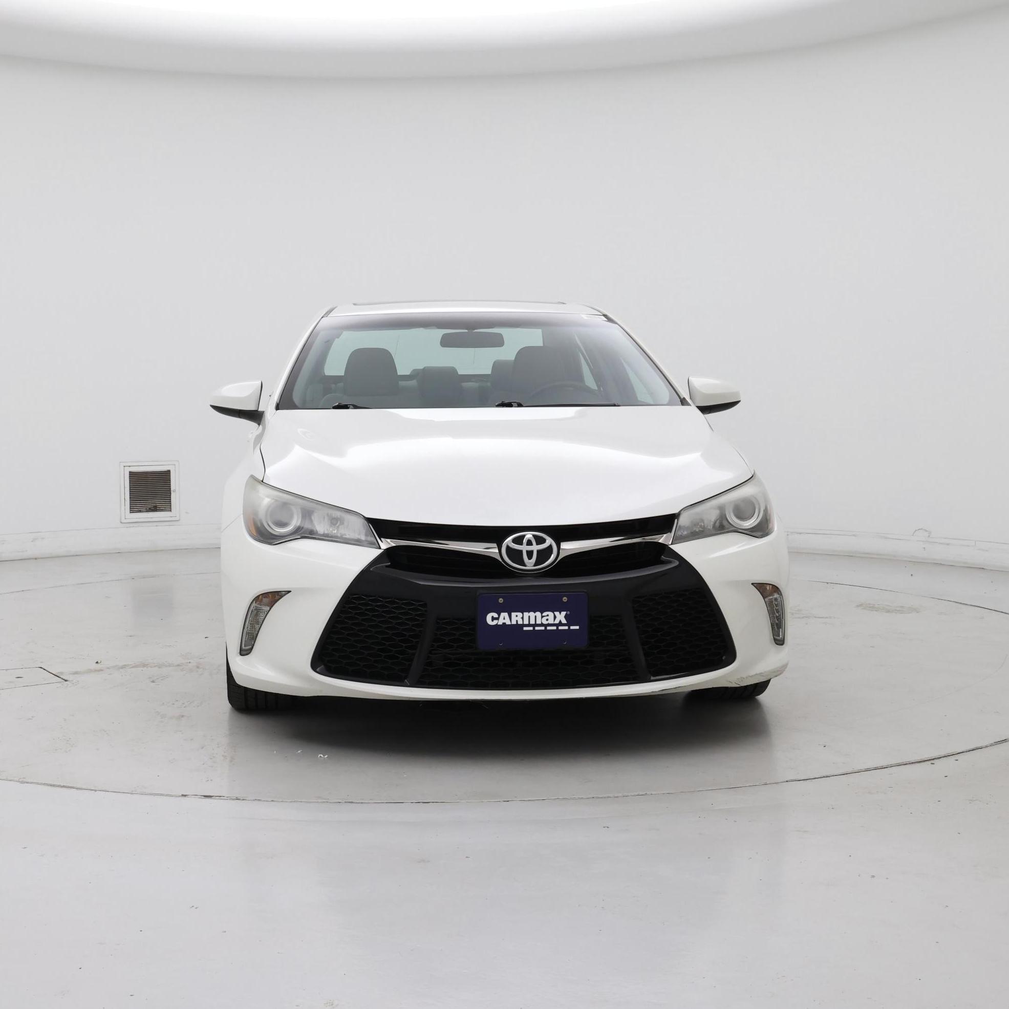 Thumbnail: 2015 Toyota Camry - 5