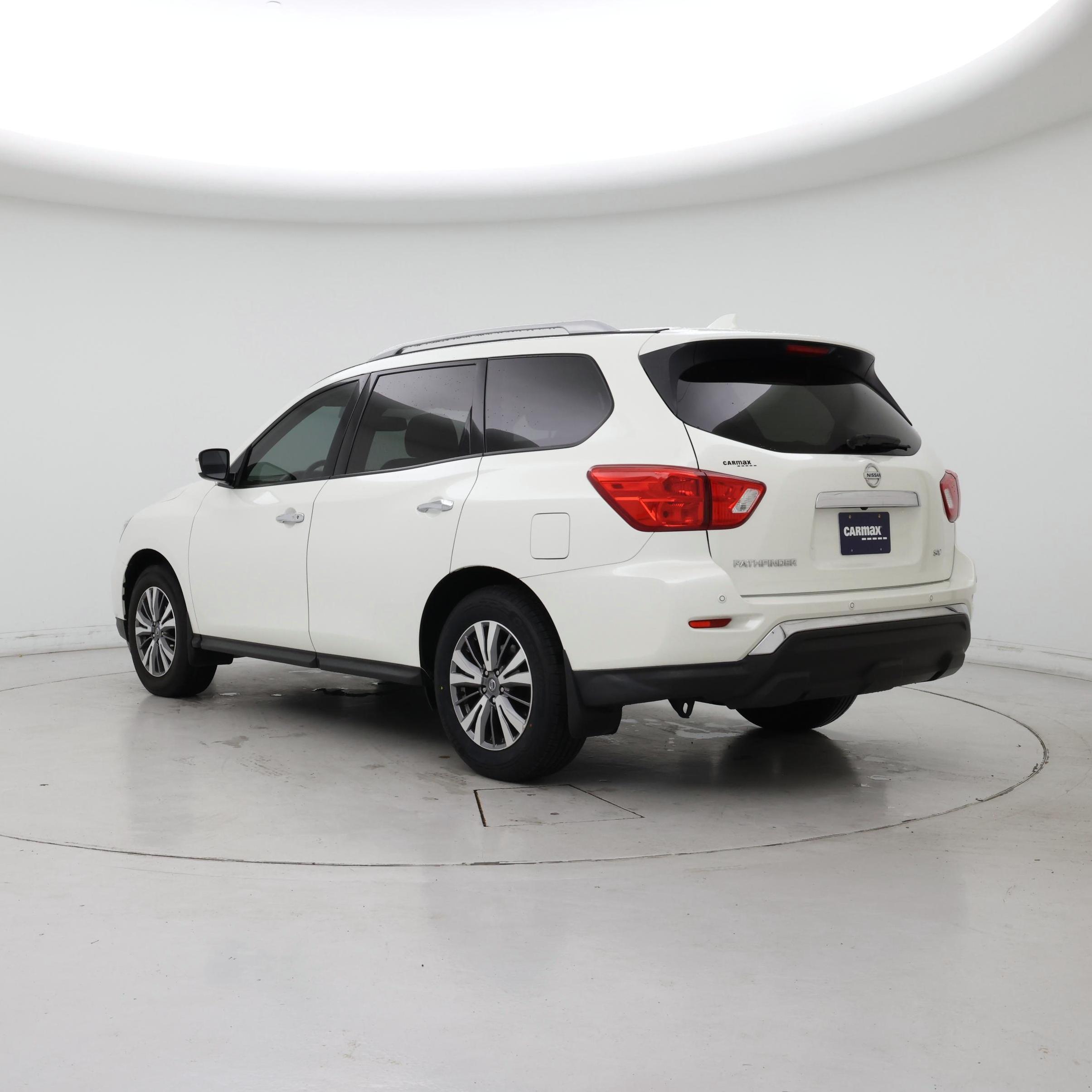Thumbnail: 2020 Nissan Pathfinder - 2