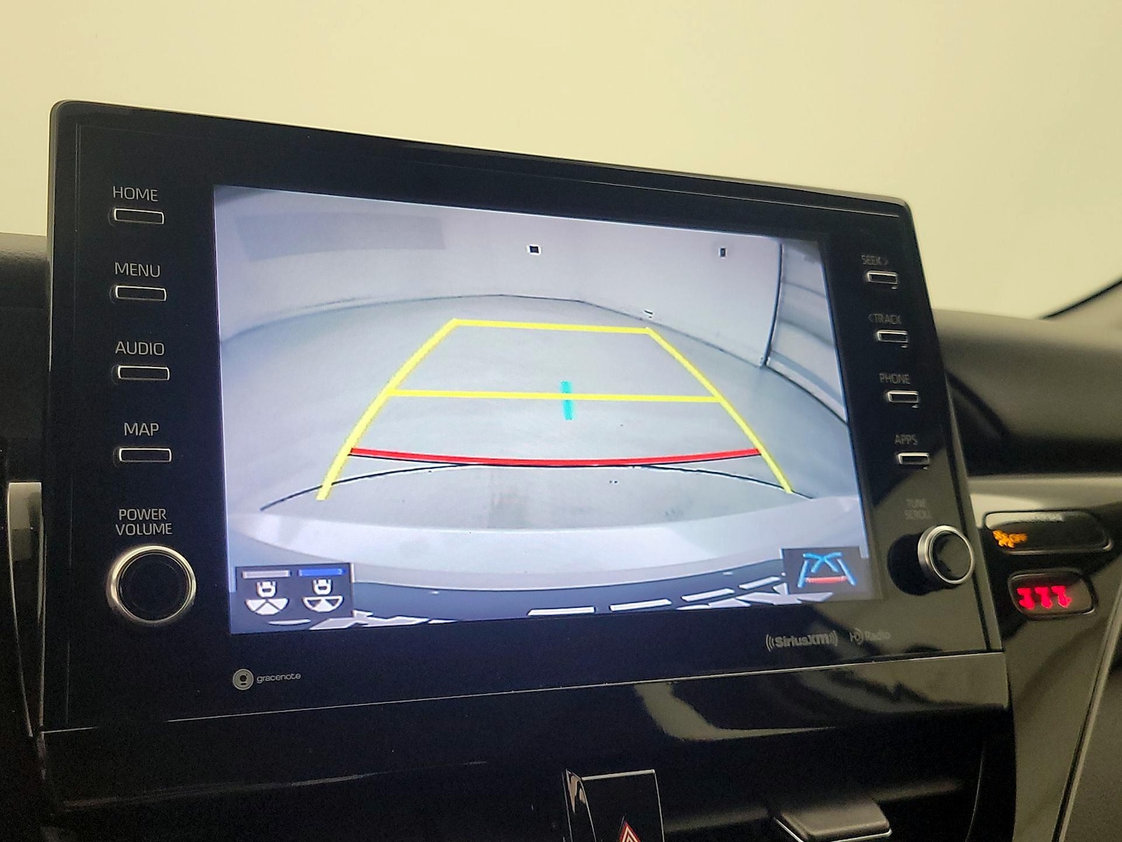 2021 Toyota Camry XSE - Photo 15