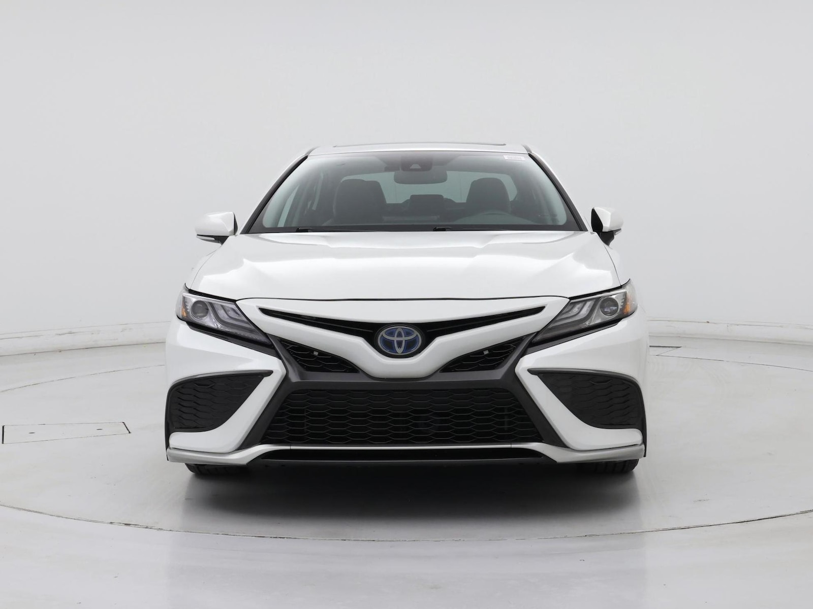 2021 Toyota Camry XSE - Photo 6