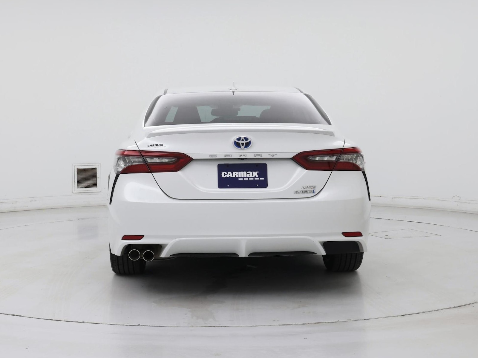2021 Toyota Camry XSE - Photo 7