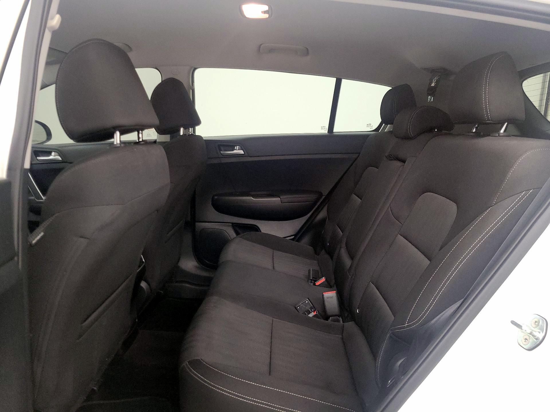 Thumbnail: 2020 Kia Sportage - 19