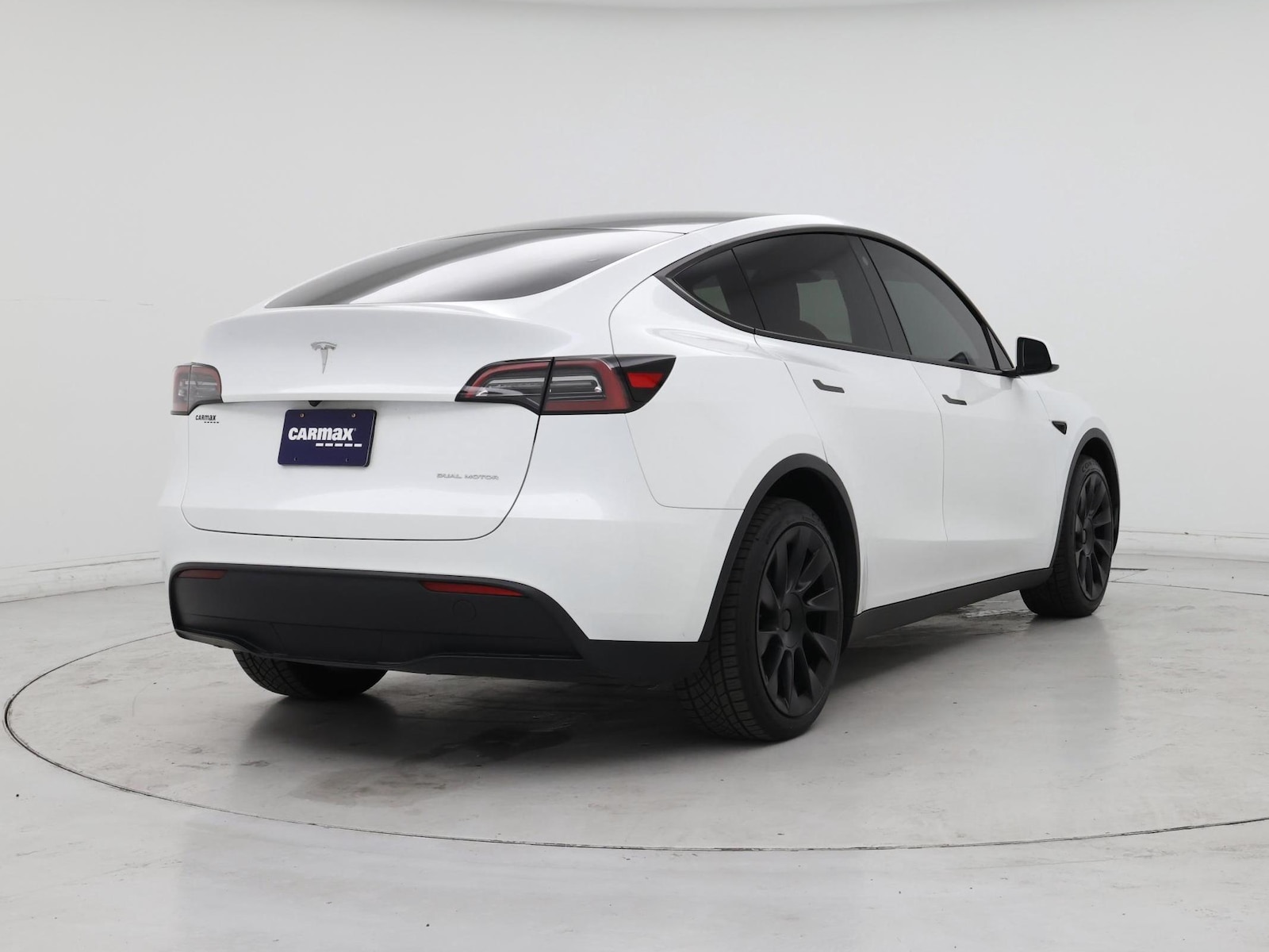 2023 Tesla Model Y Long Range - Photo 9