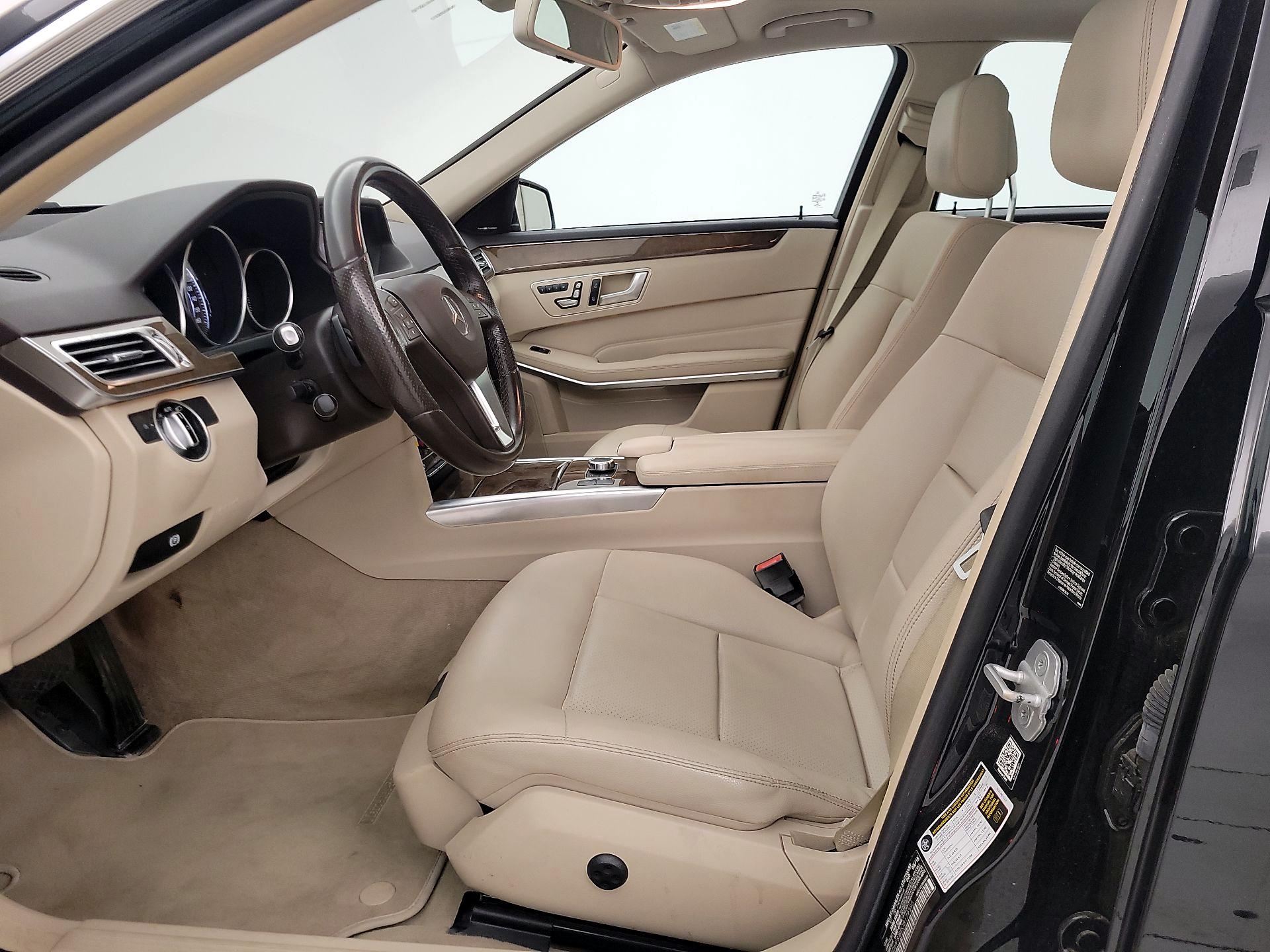 Thumbnail: 2016 Mercedes-Benz E-Class - 11