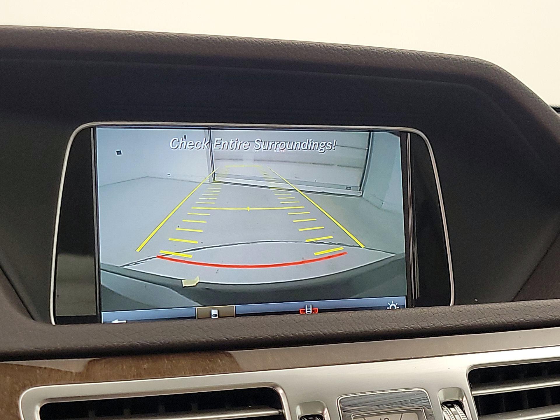 Thumbnail: 2016 Mercedes-Benz E-Class - 14