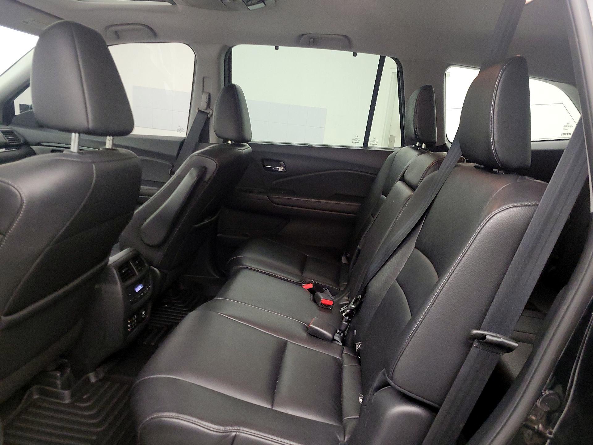 Thumbnail: 2016 Honda Pilot - 20