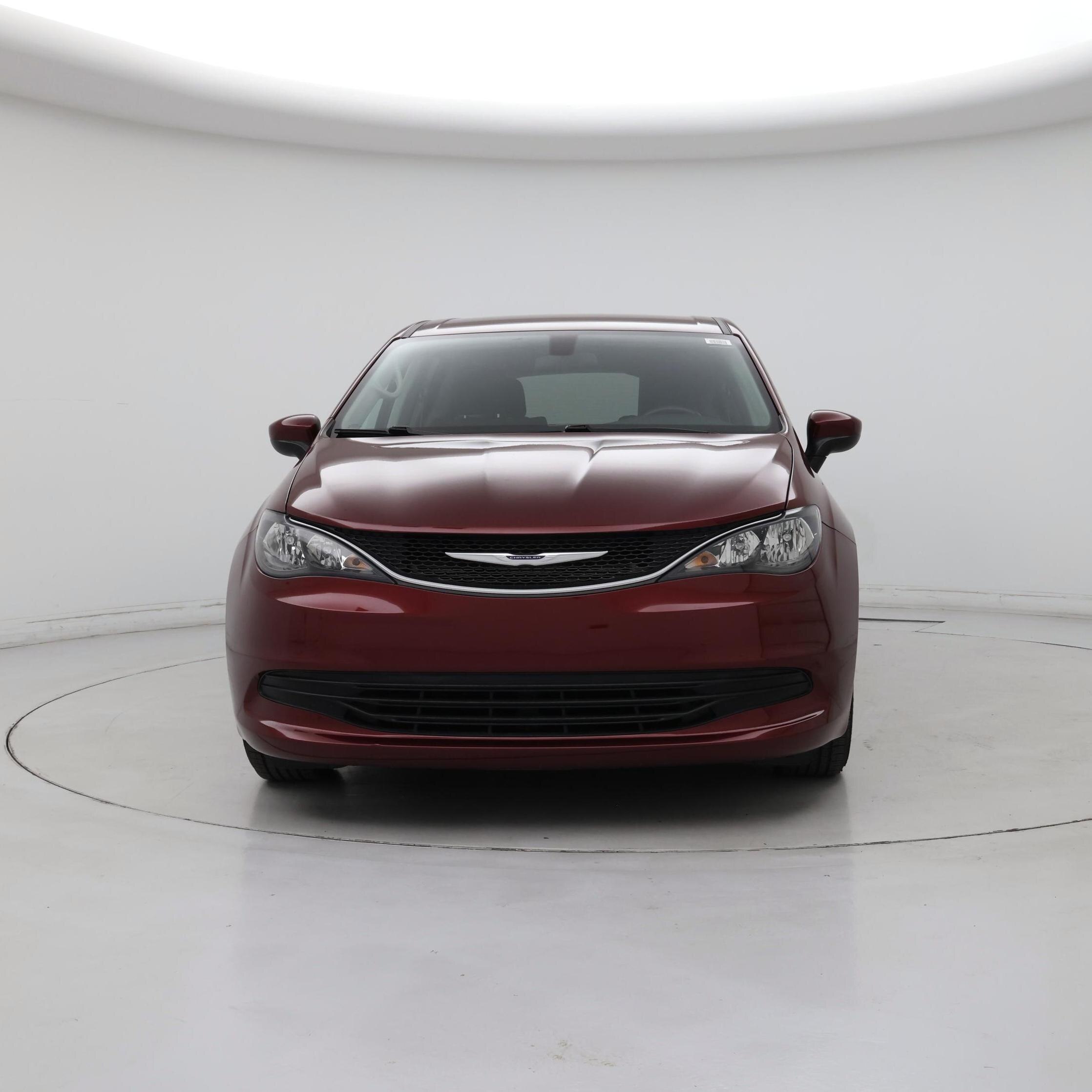 Thumbnail: 2020 Chrysler Voyager - 5