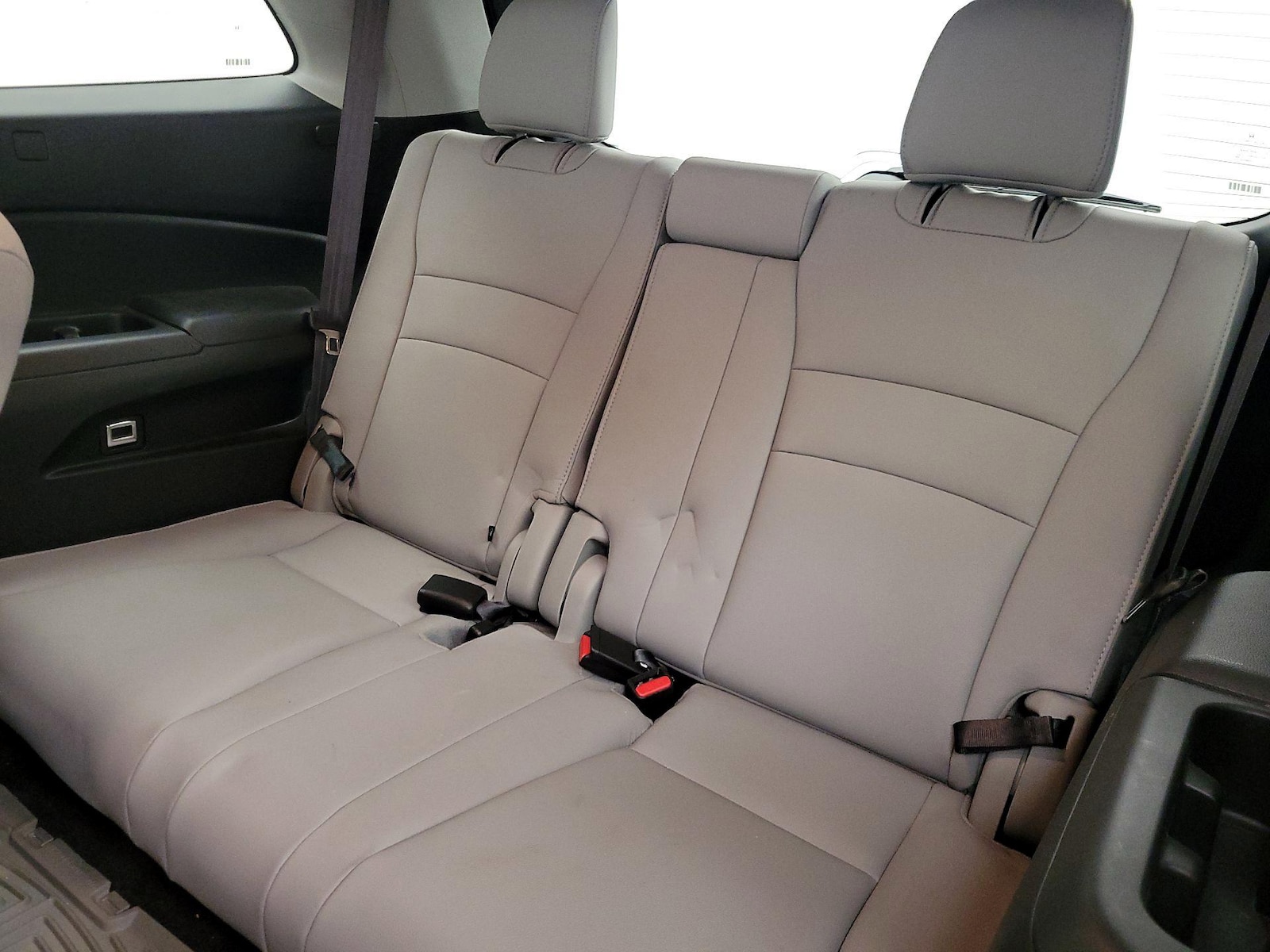 2022 Honda Pilot SE - Photo 22