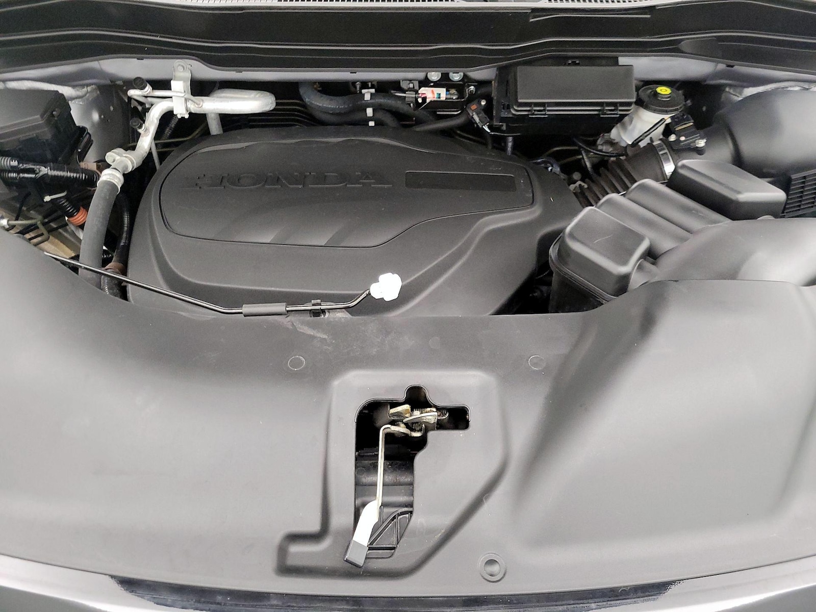2022 Honda Pilot SE - Photo 25