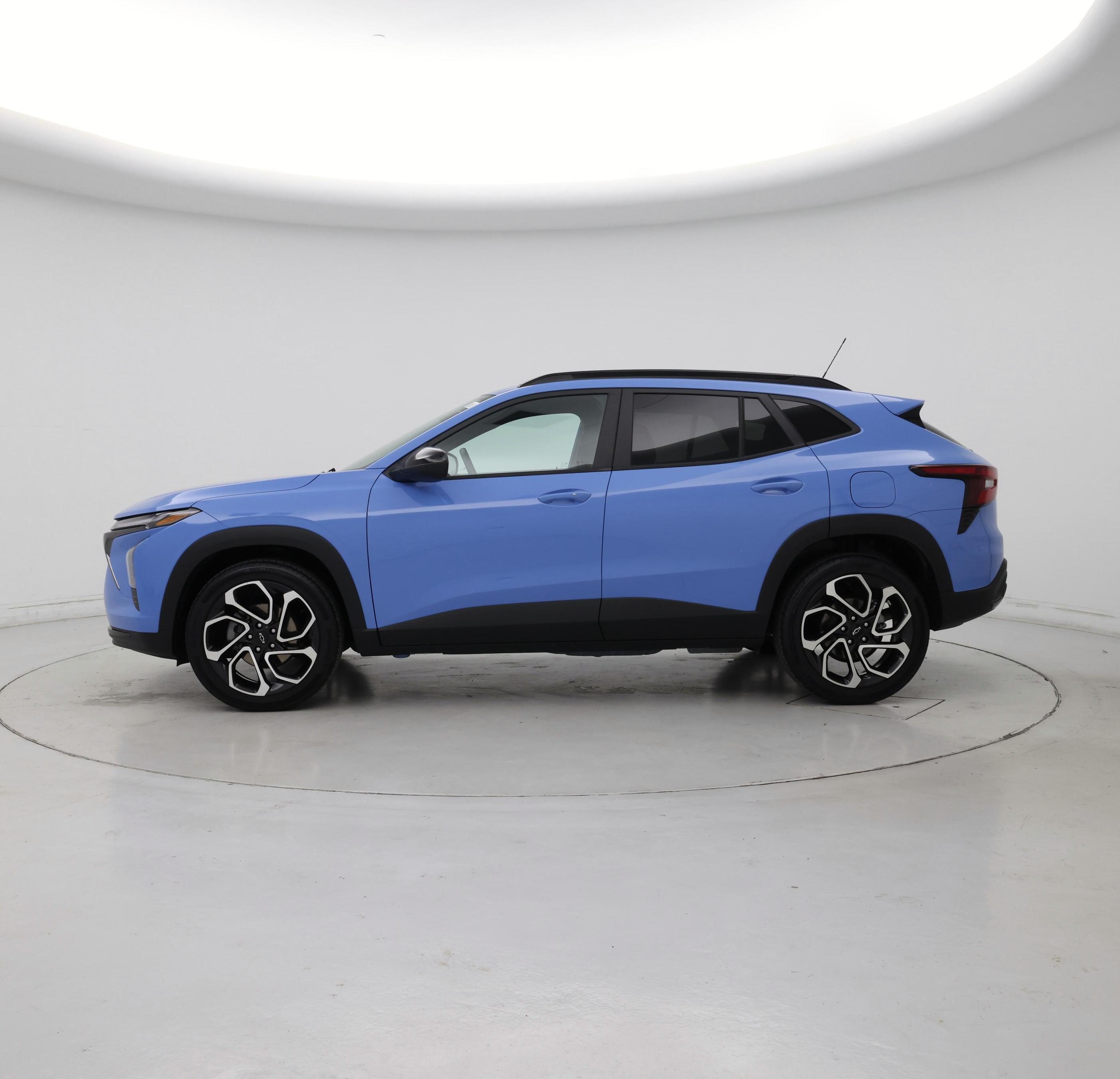 Thumbnail: 2024 Chevrolet Trax - 3