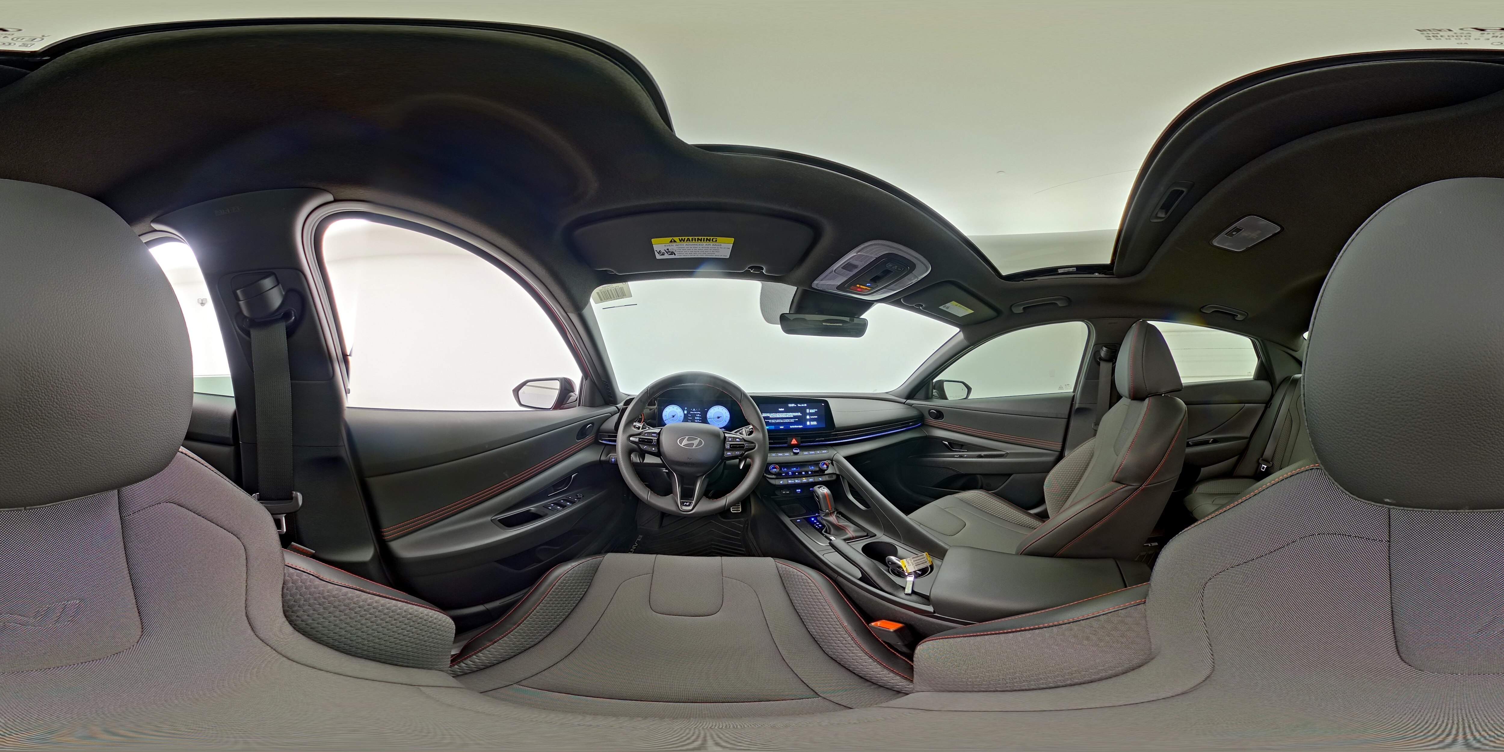 2025 Hyundai Elantra N Line - Photo 28