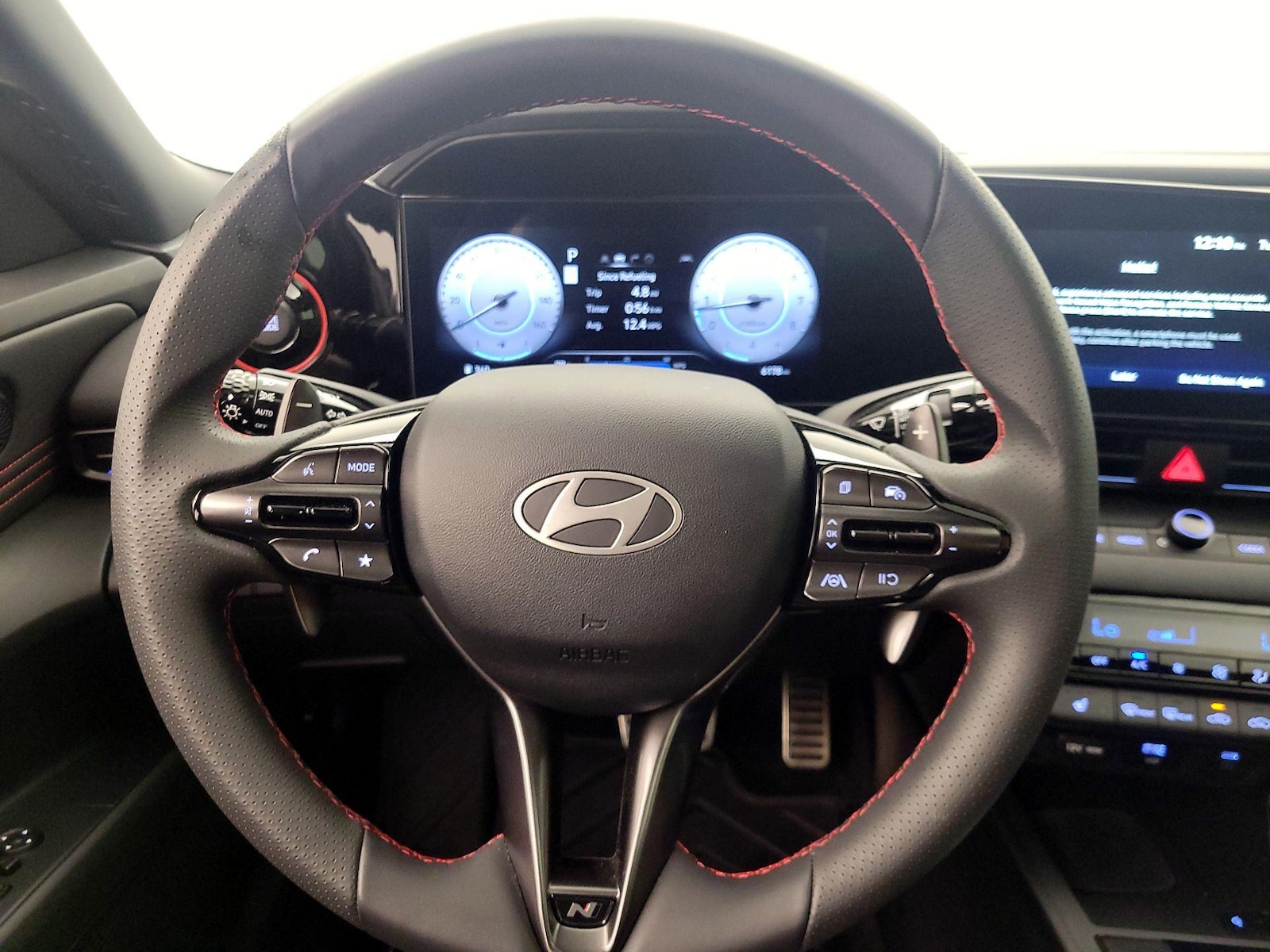 2025 Hyundai Elantra N Line - Photo 11