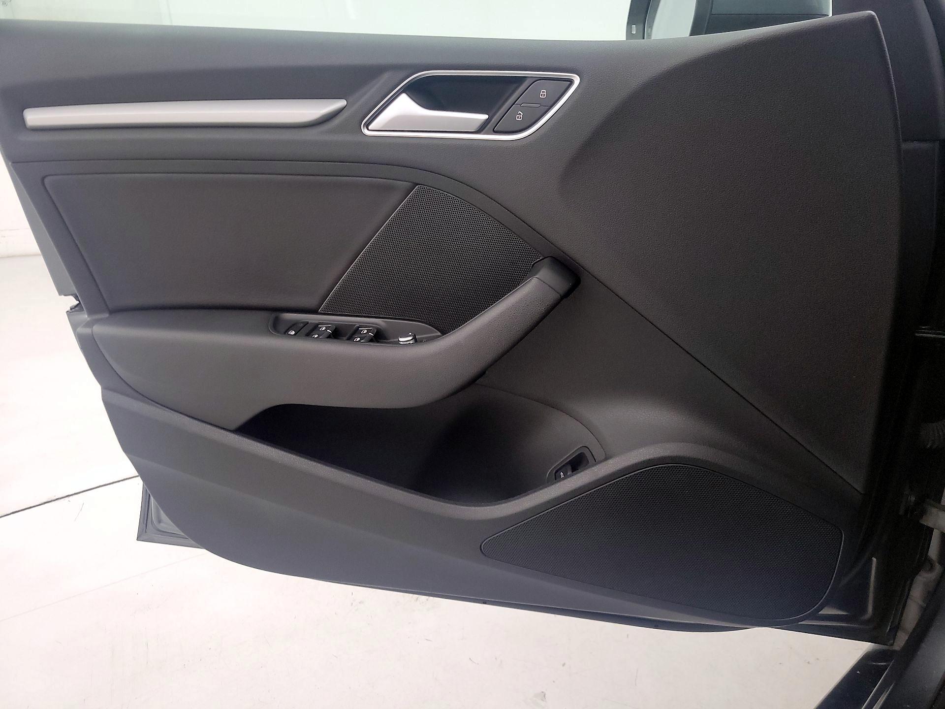 Thumbnail: 2016 Audi A3 - 12