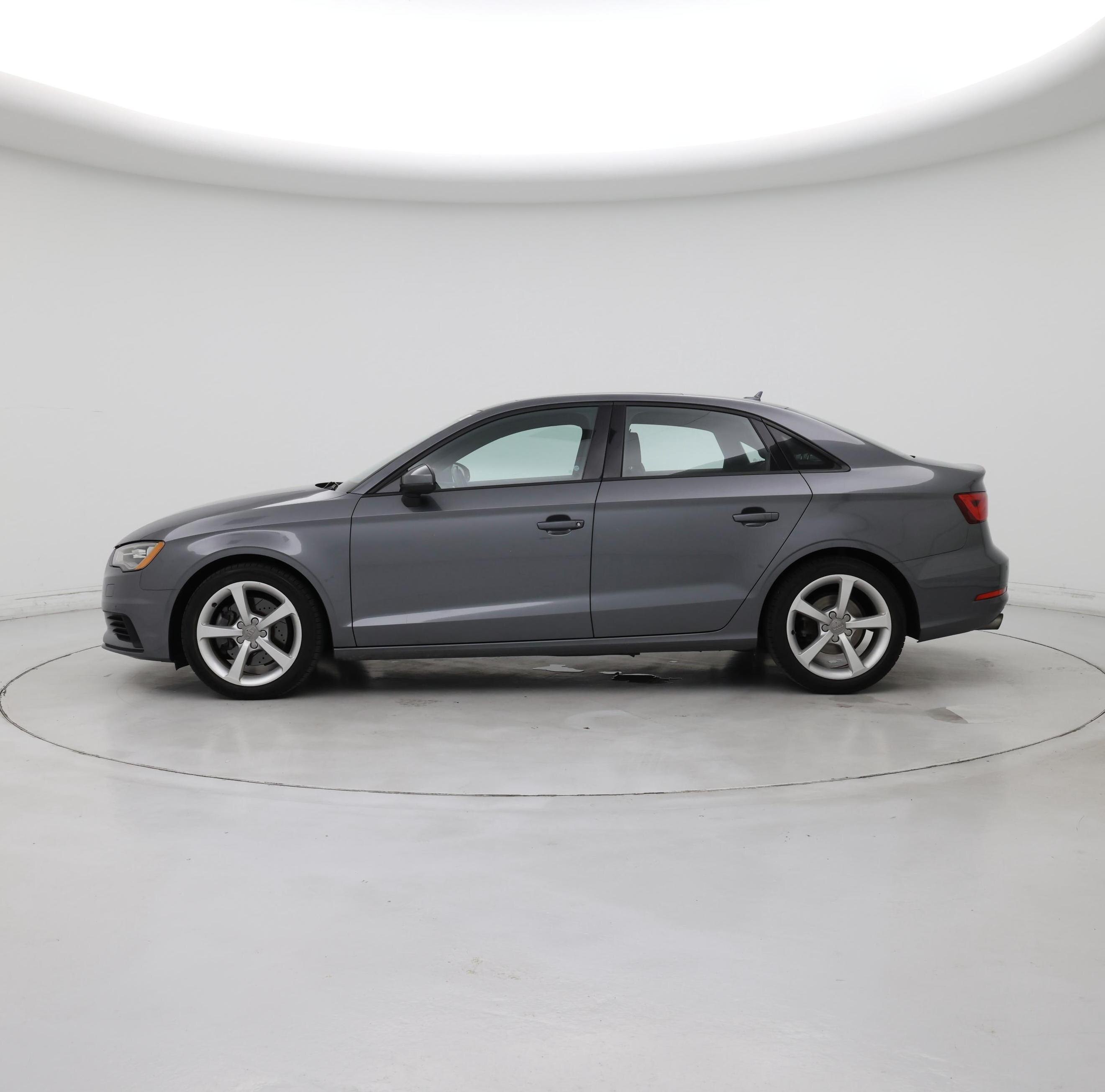 Thumbnail: 2016 Audi A3 - 3