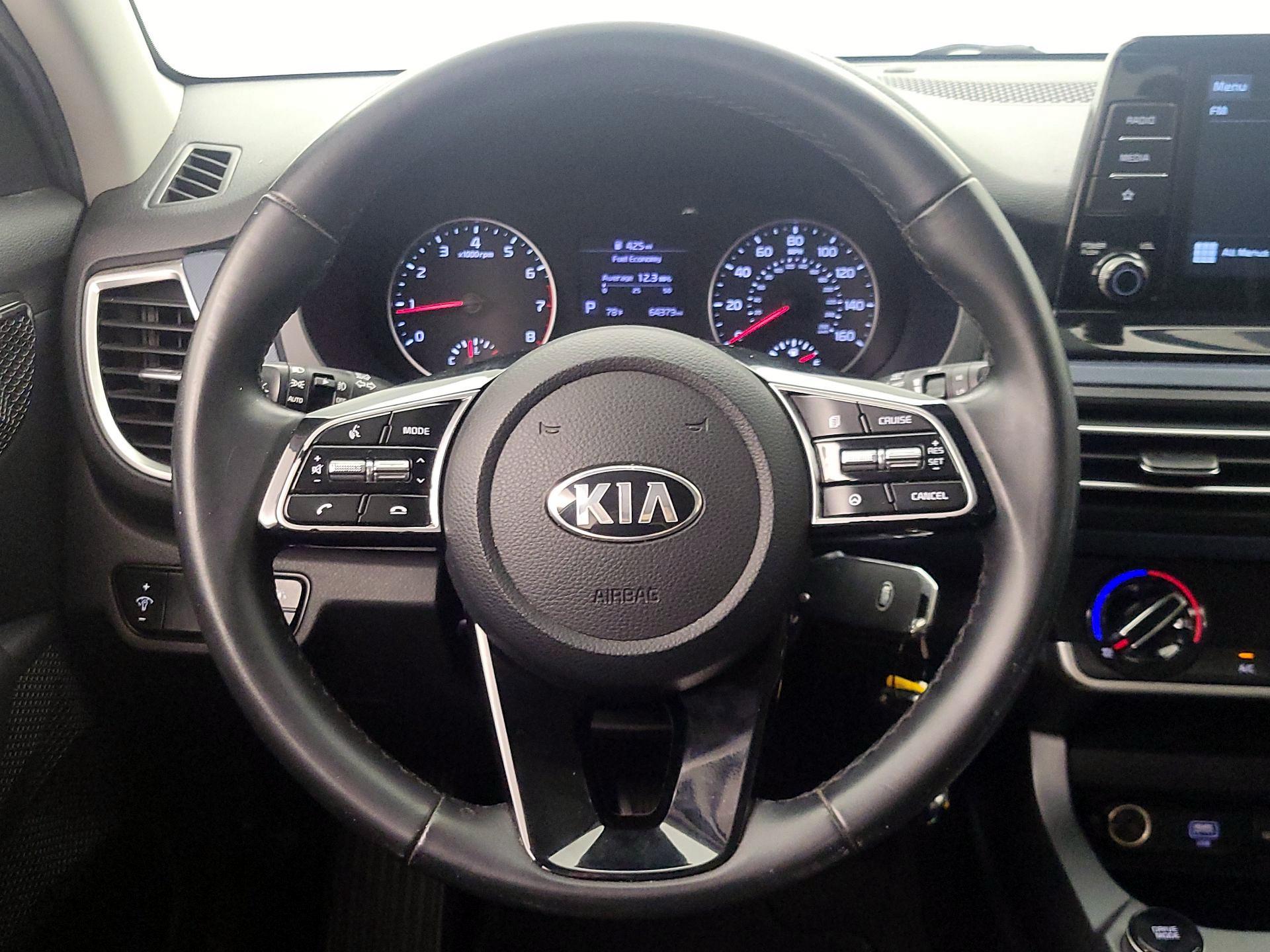 Thumbnail: 2021 Kia Seltos - 10