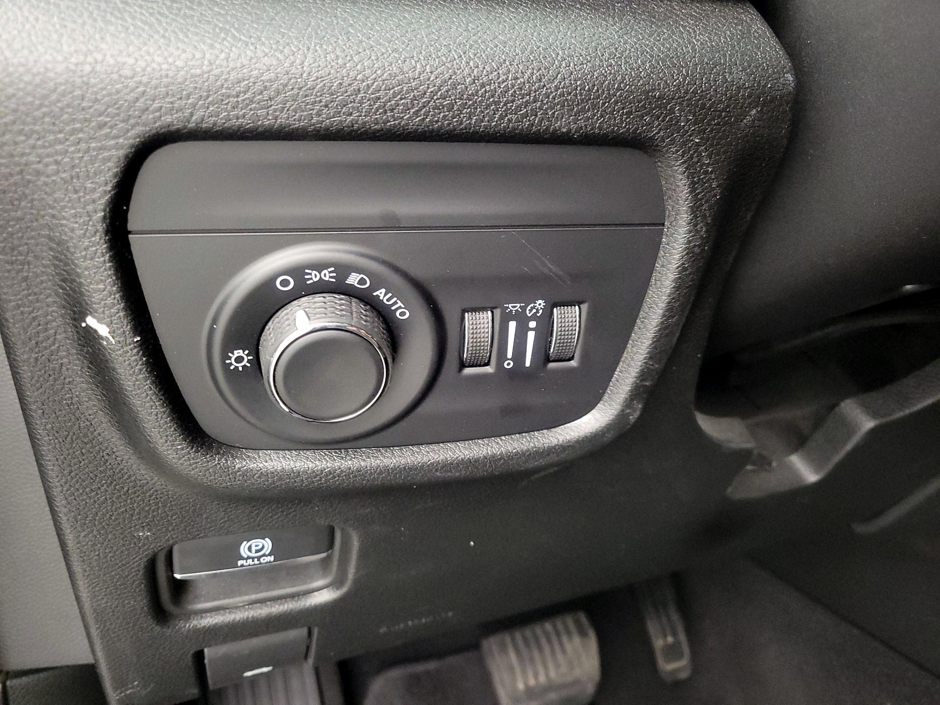 Thumbnail: 2022 Jeep Grand Cherokee L - 13