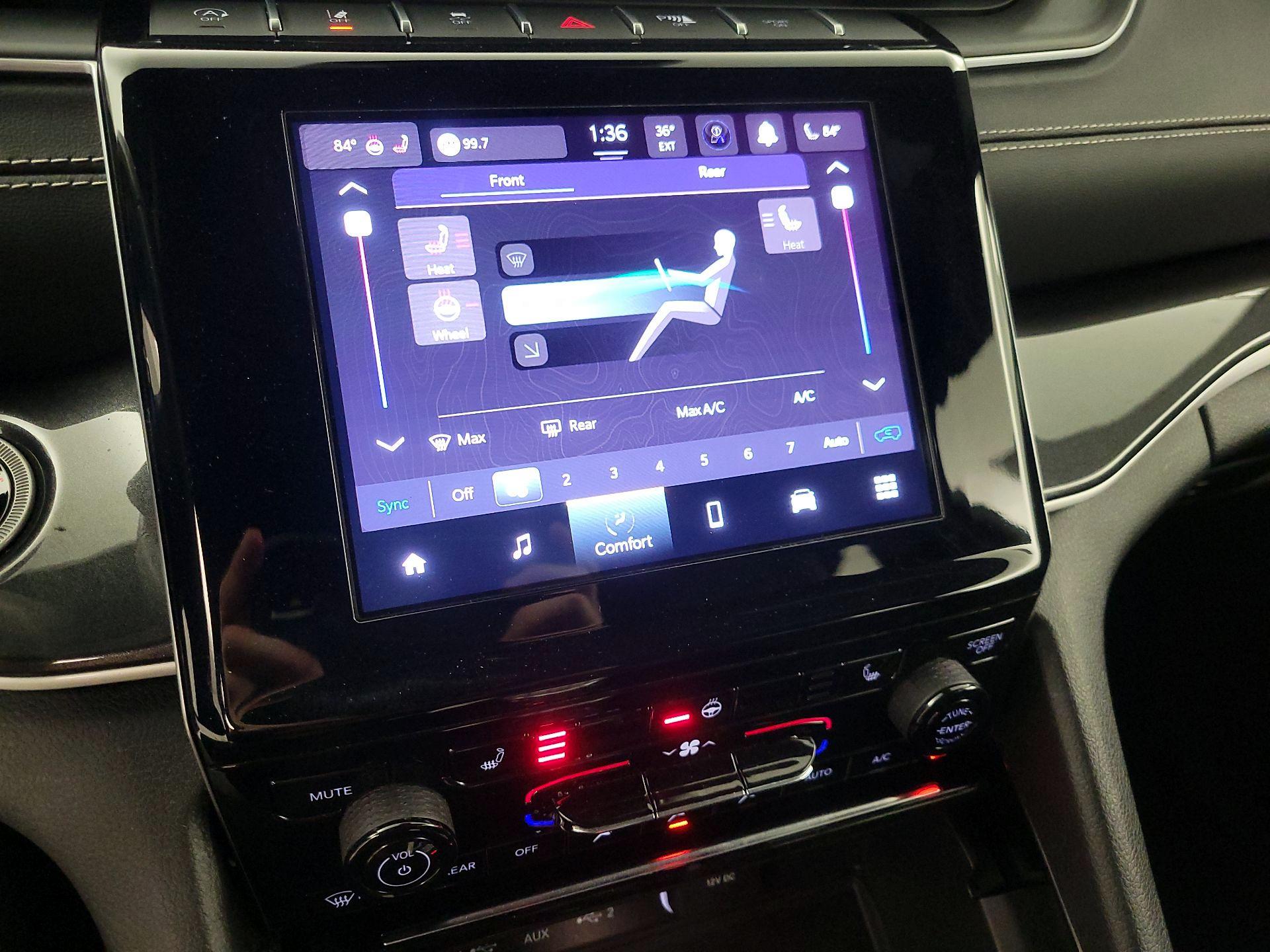 Thumbnail: 2022 Jeep Grand Cherokee L - 16