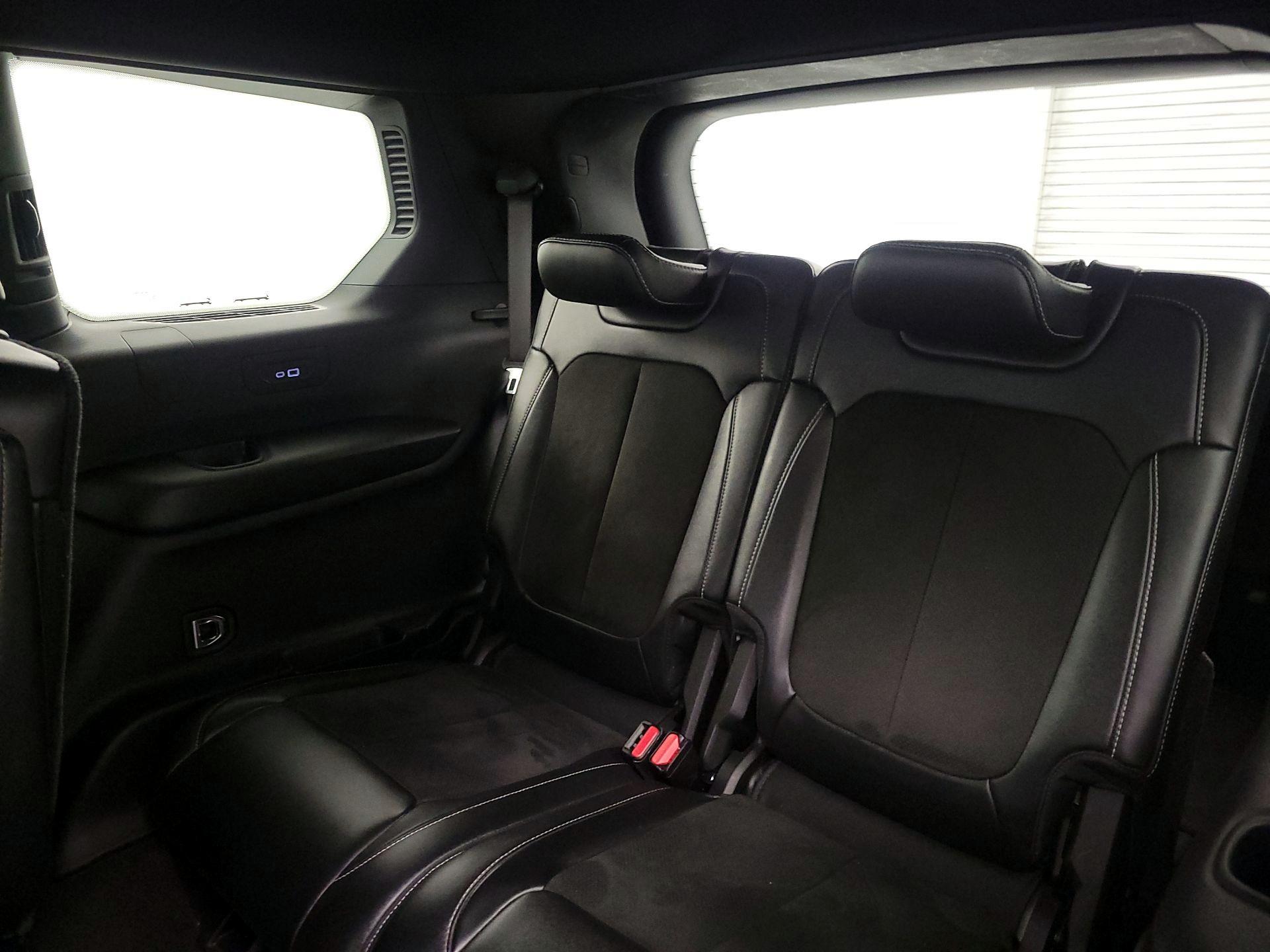 Thumbnail: 2022 Jeep Grand Cherokee L - 20