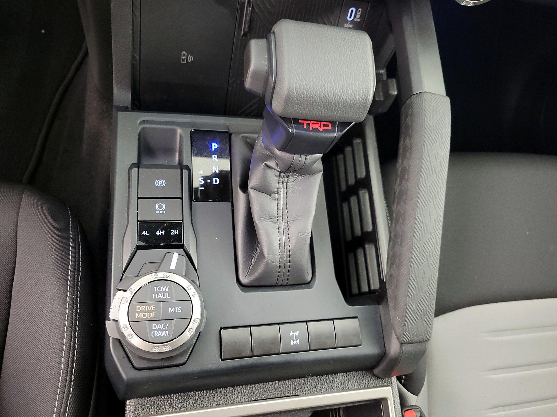 Thumbnail: 2024 Toyota Tacoma - 17