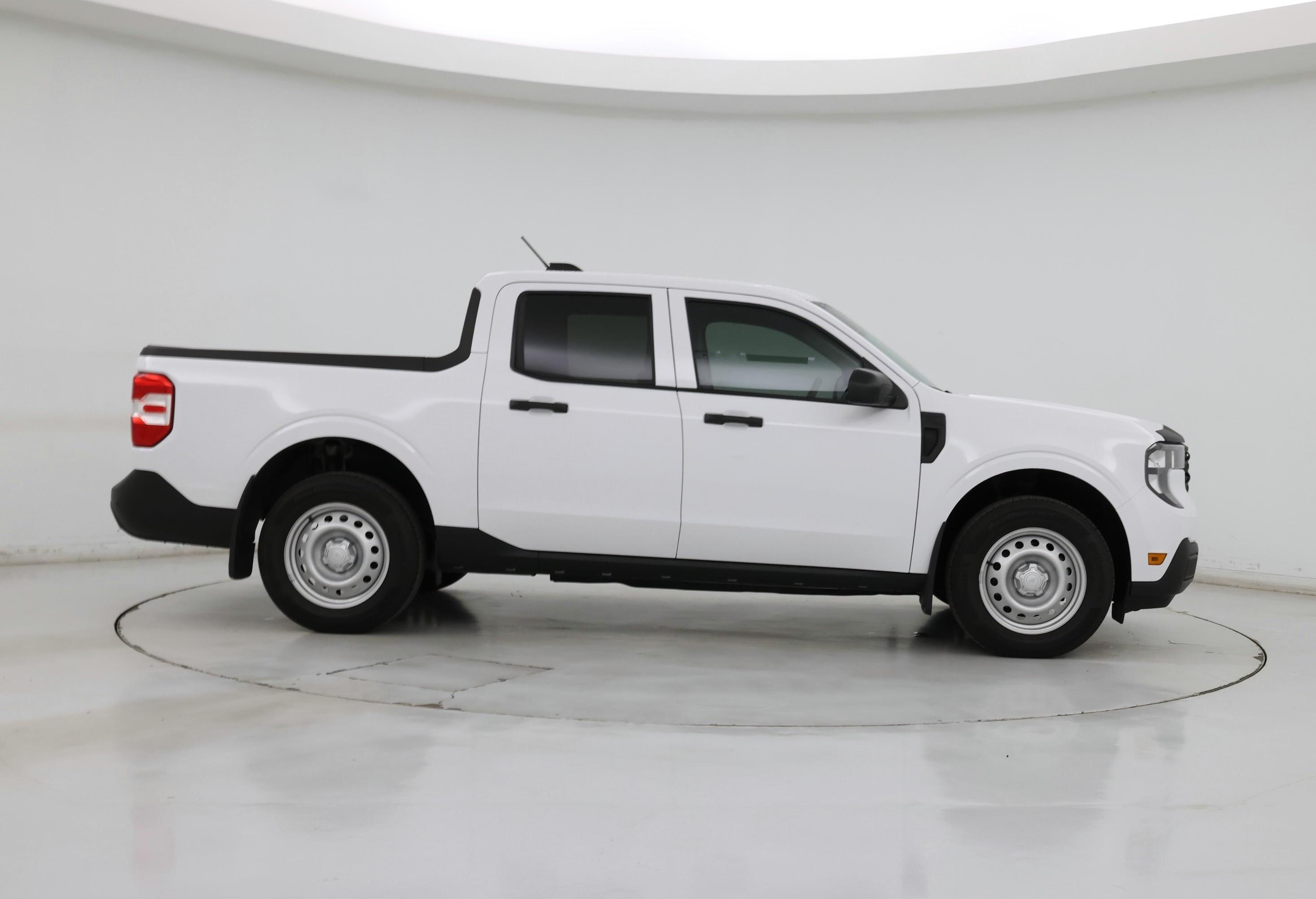 Thumbnail: 2025 Ford Maverick - 7