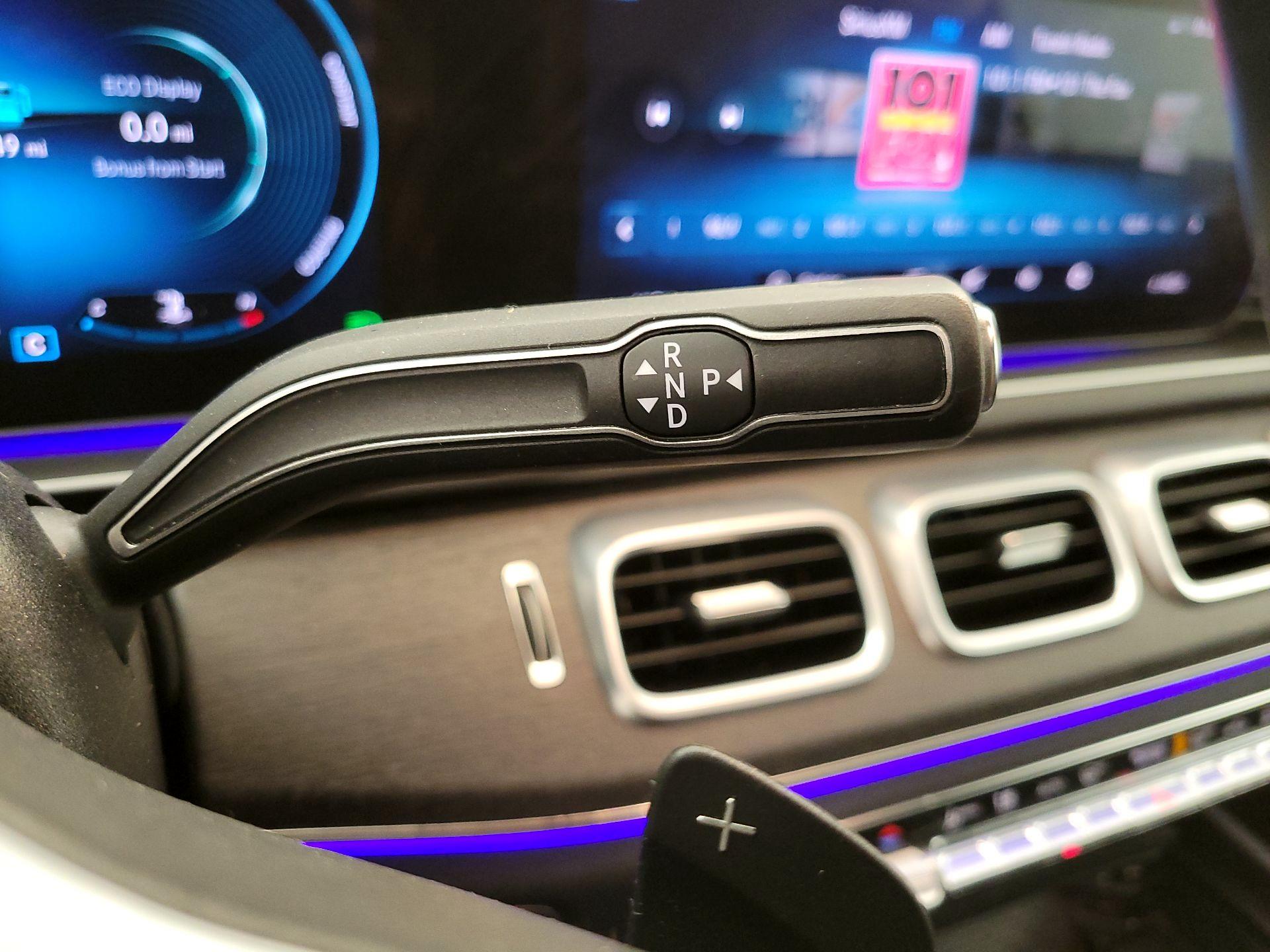 Thumbnail: 2020 Mercedes-Benz GLE - 18