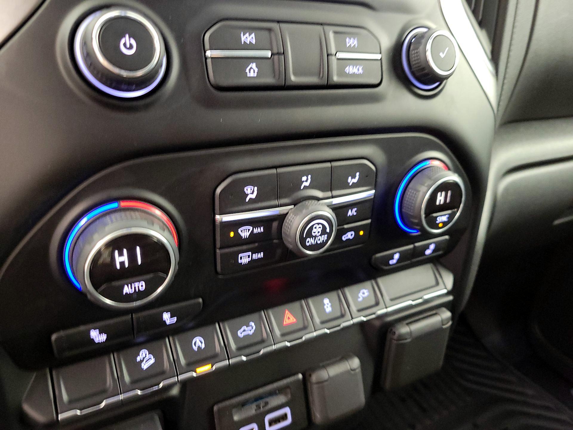 Thumbnail: 2019 Chevrolet Silverado 1500 - 16