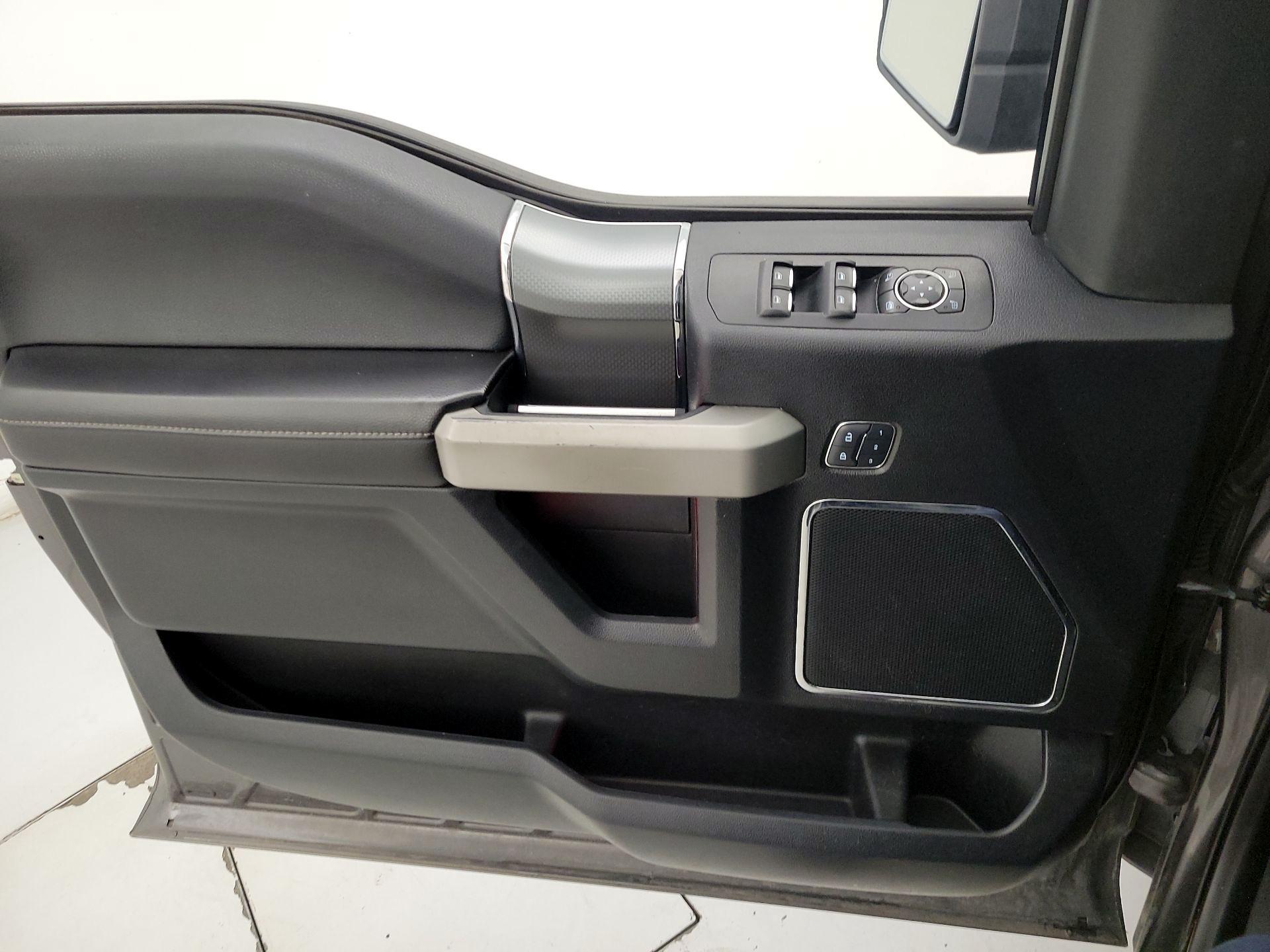 Thumbnail: 2017 Ford F-150 - 12