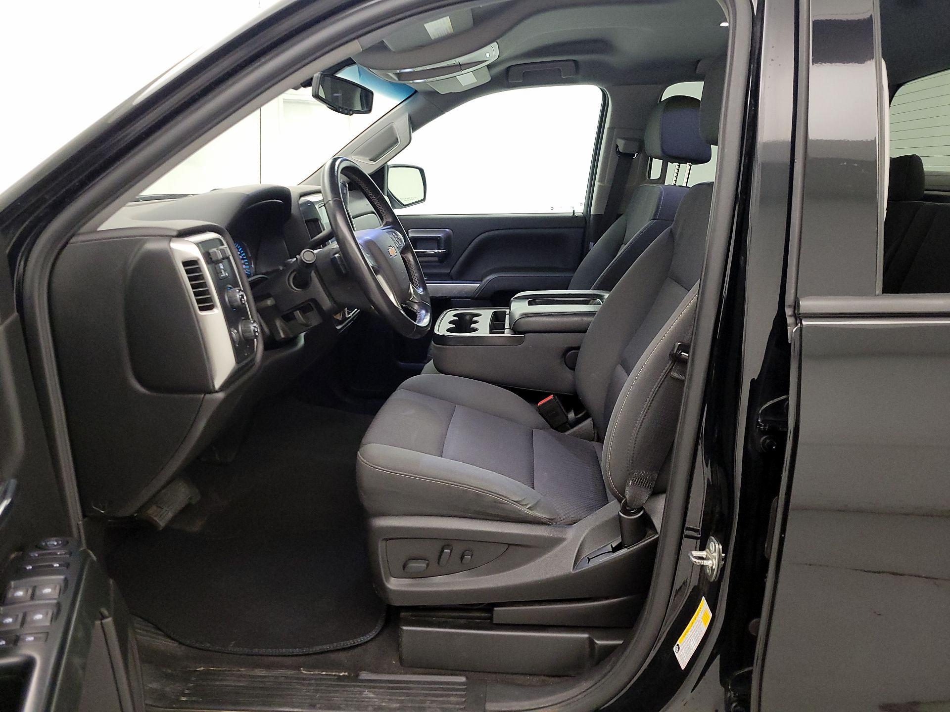 Thumbnail: 2019 Chevrolet Silverado 1500 - 11