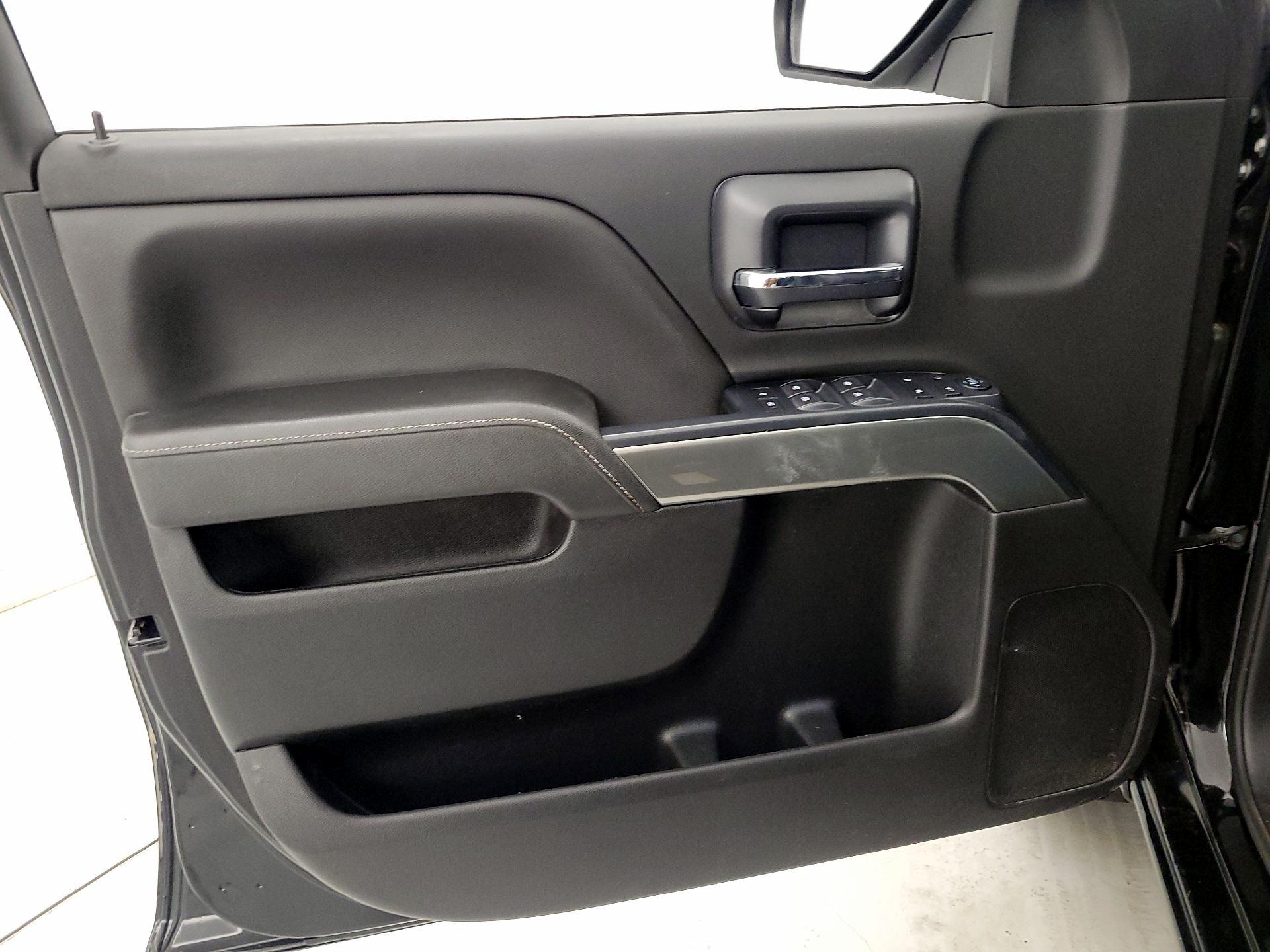 Thumbnail: 2019 Chevrolet Silverado 1500 - 12