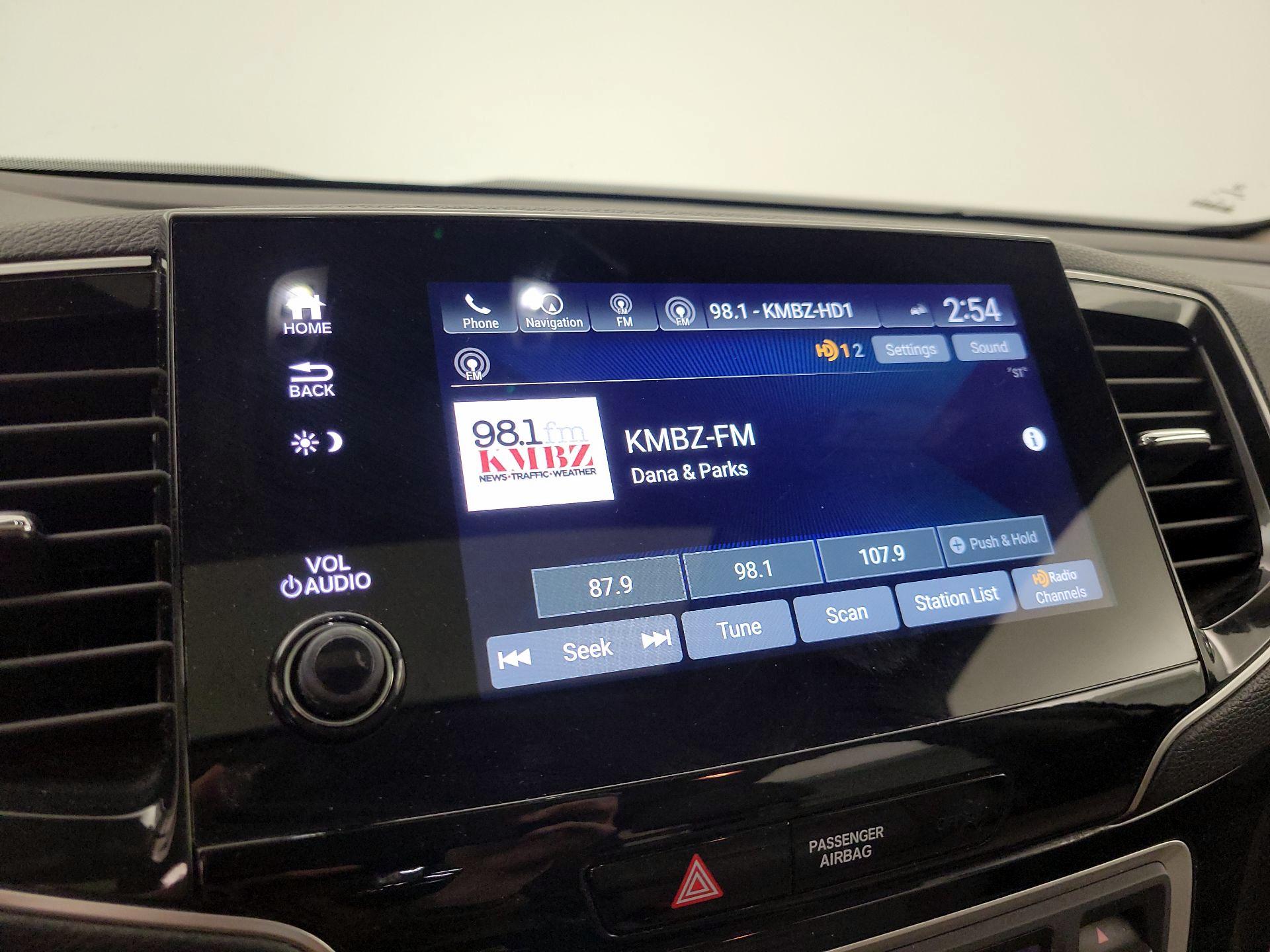 Thumbnail: 2019 Honda Pilot - 15