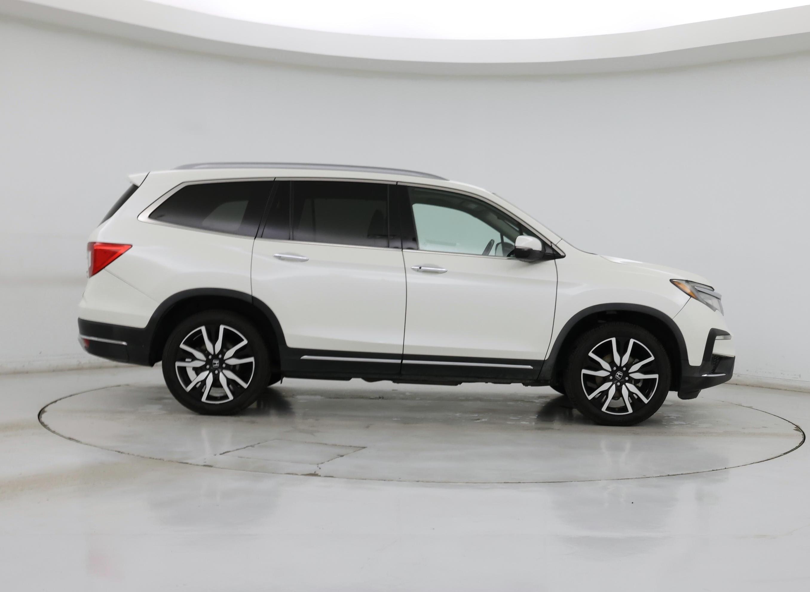 Thumbnail: 2019 Honda Pilot - 7