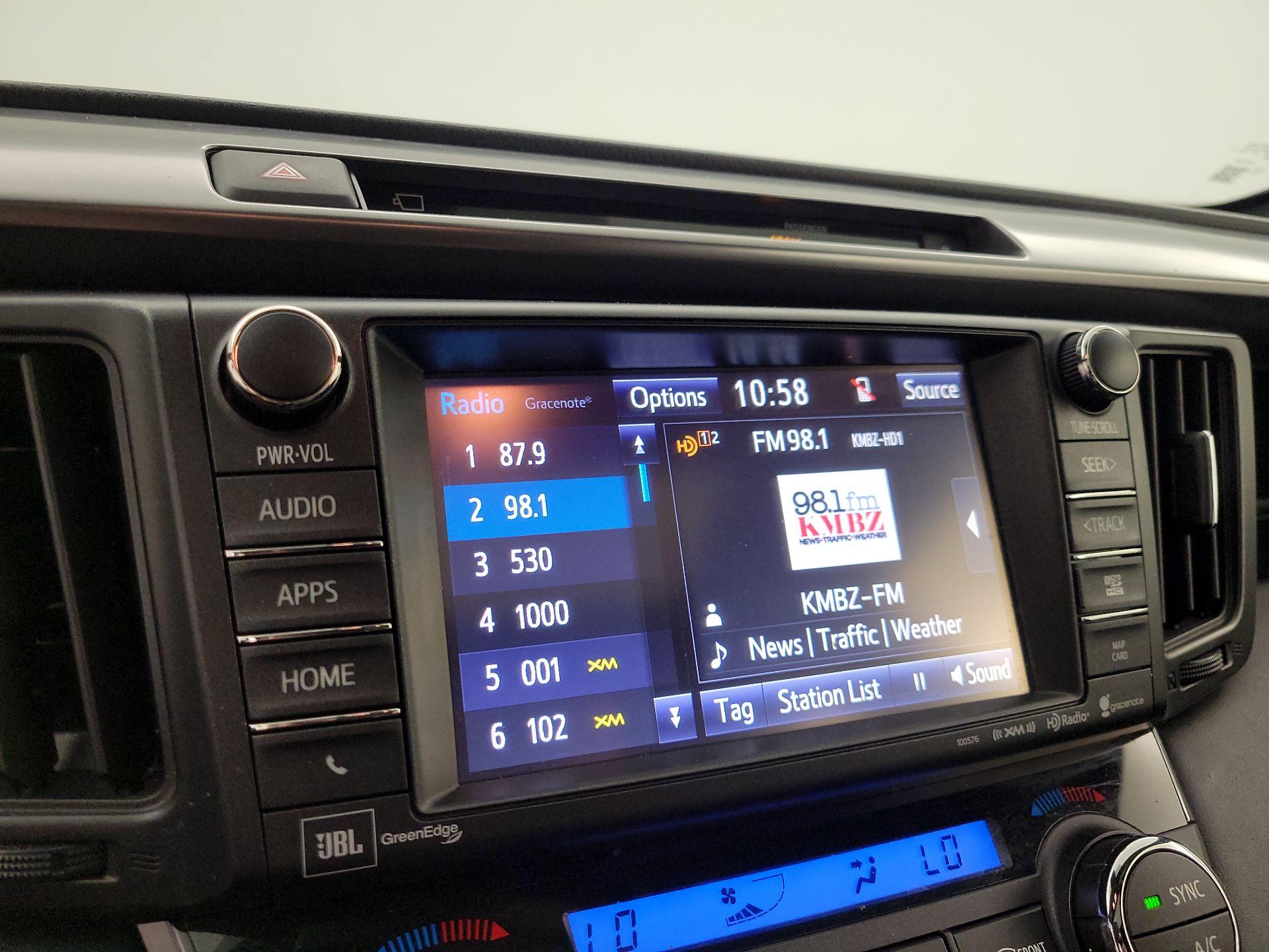 Thumbnail: 2016 Toyota RAV4 - 15