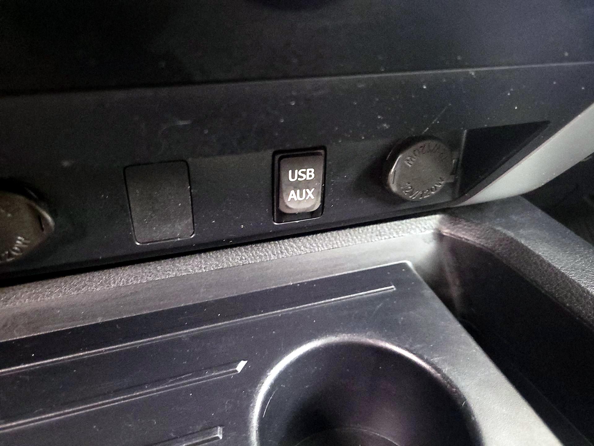 Thumbnail: 2018 Toyota Tundra - 17