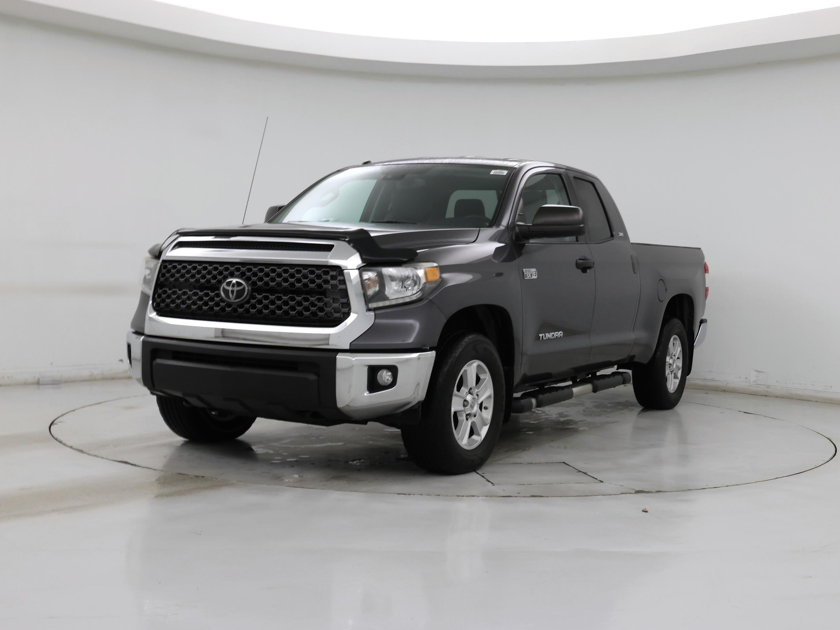 Thumbnail: 2018 Toyota Tundra - 4