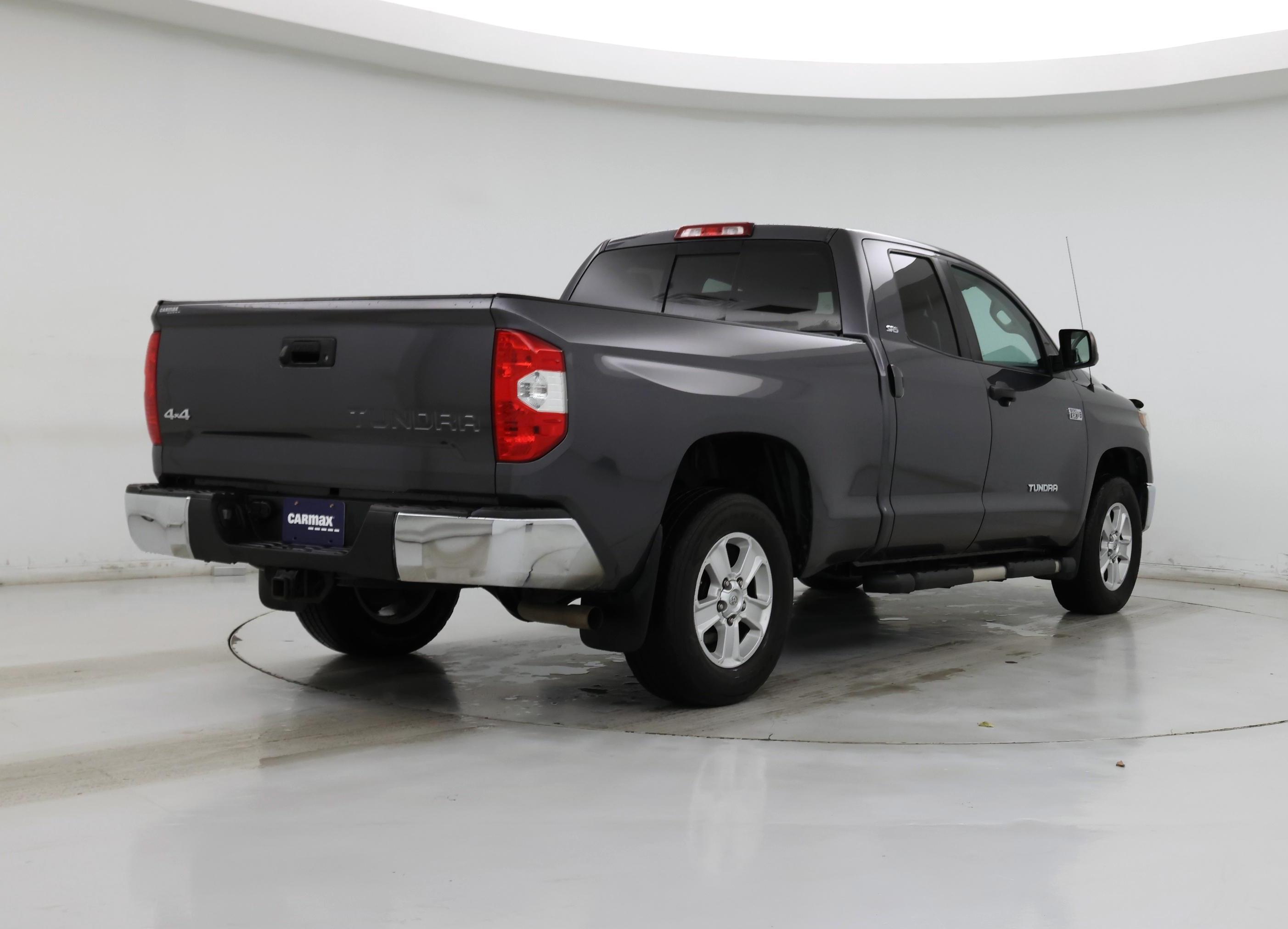 Thumbnail: 2018 Toyota Tundra - 8