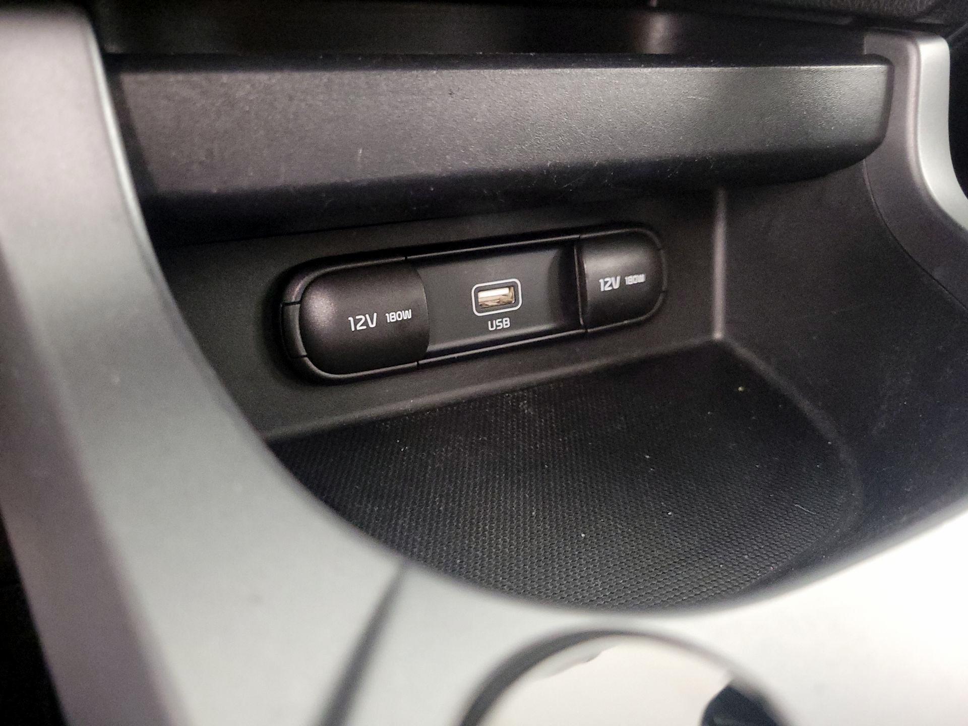 Thumbnail: 2021 Kia Seltos - 18