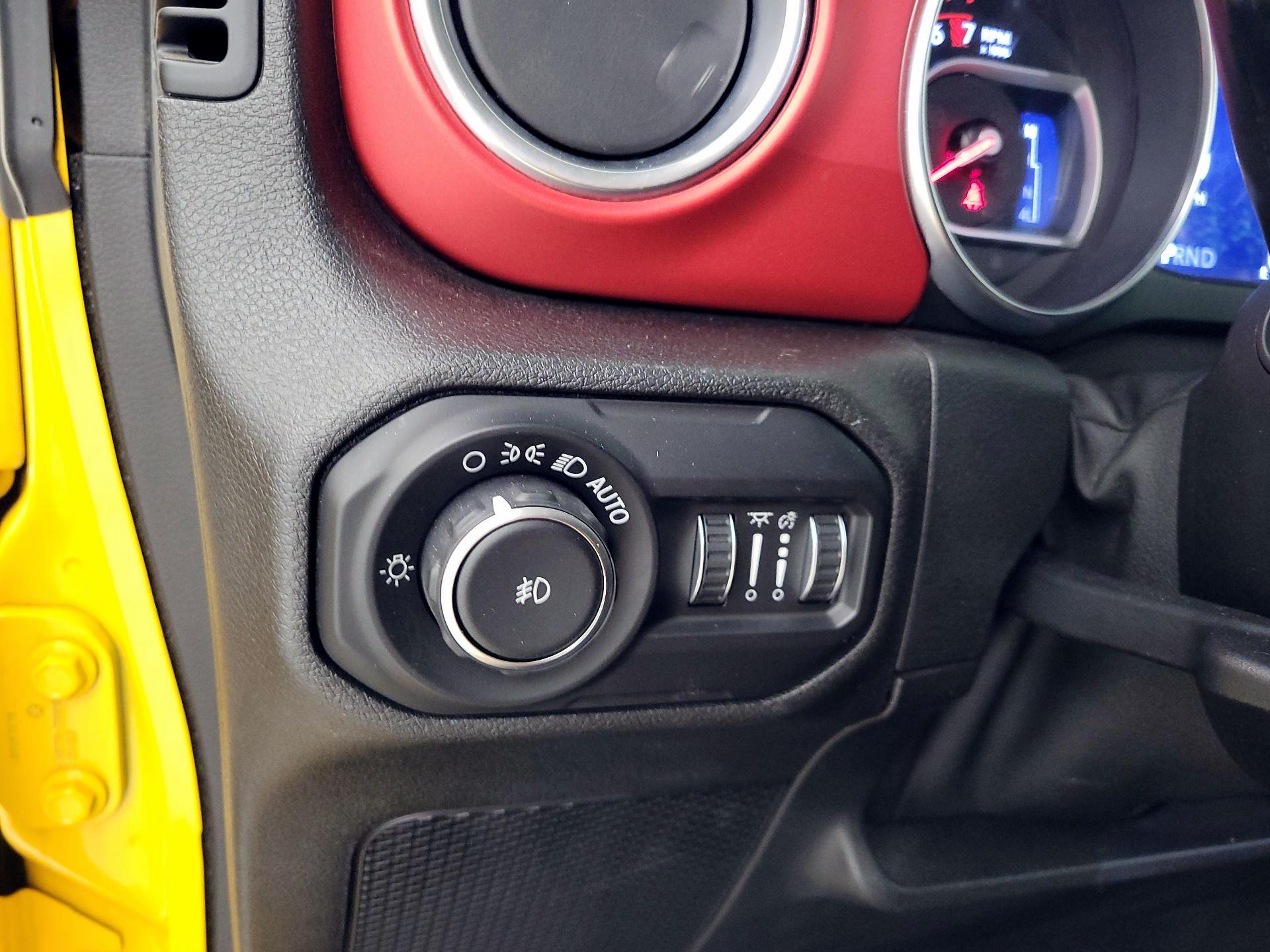 Thumbnail: 2021 Jeep Wrangler - 13